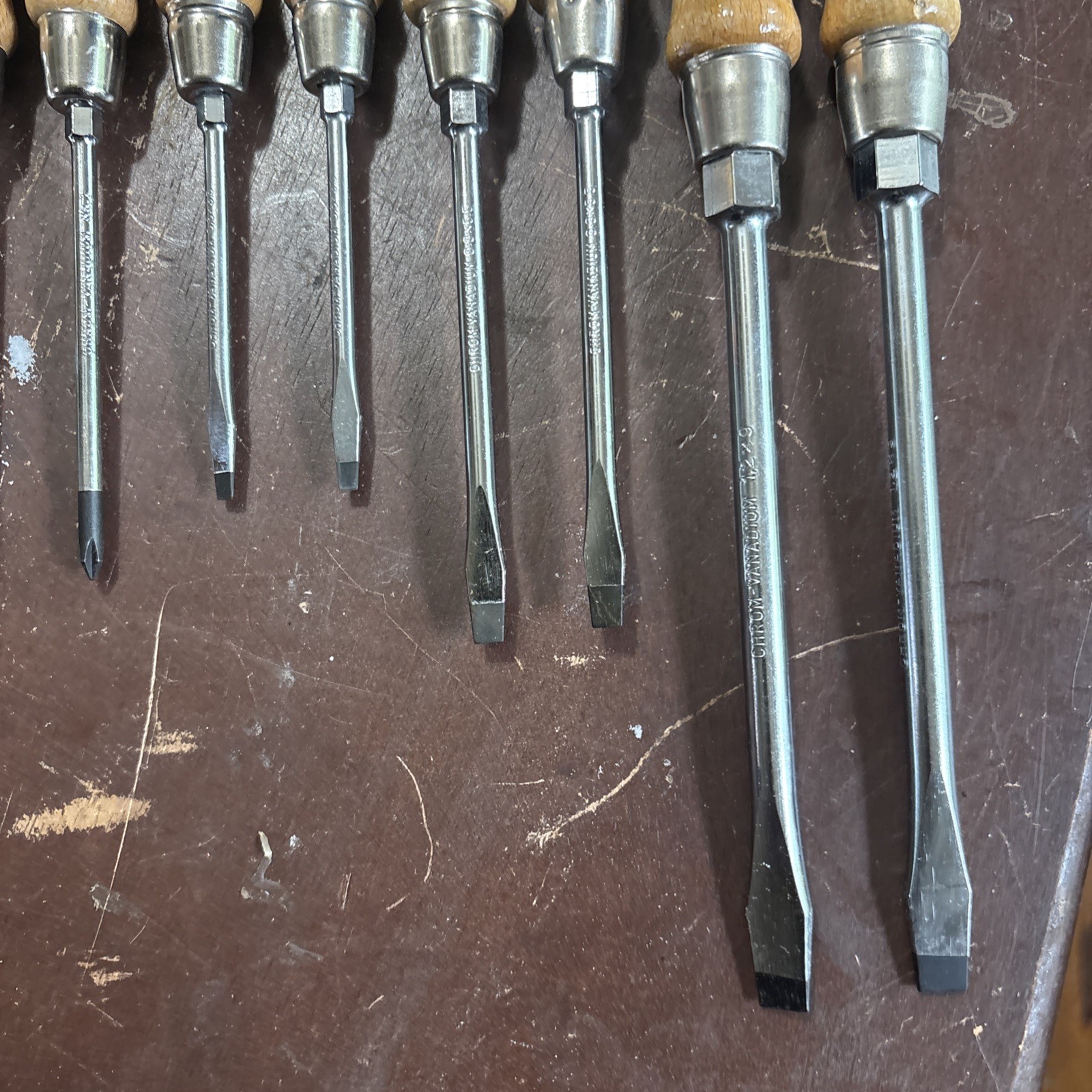 (10) Vintage New Old Stock Witte Wood Handle Screwdriver Germany (5) Sizes