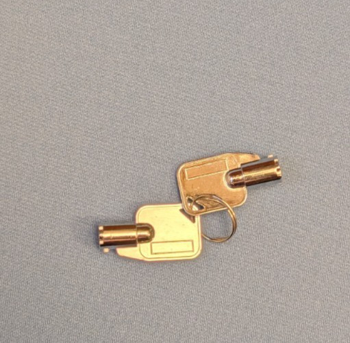 2 vtg tubular vending KEYS, 7mm opening SONG CHEER