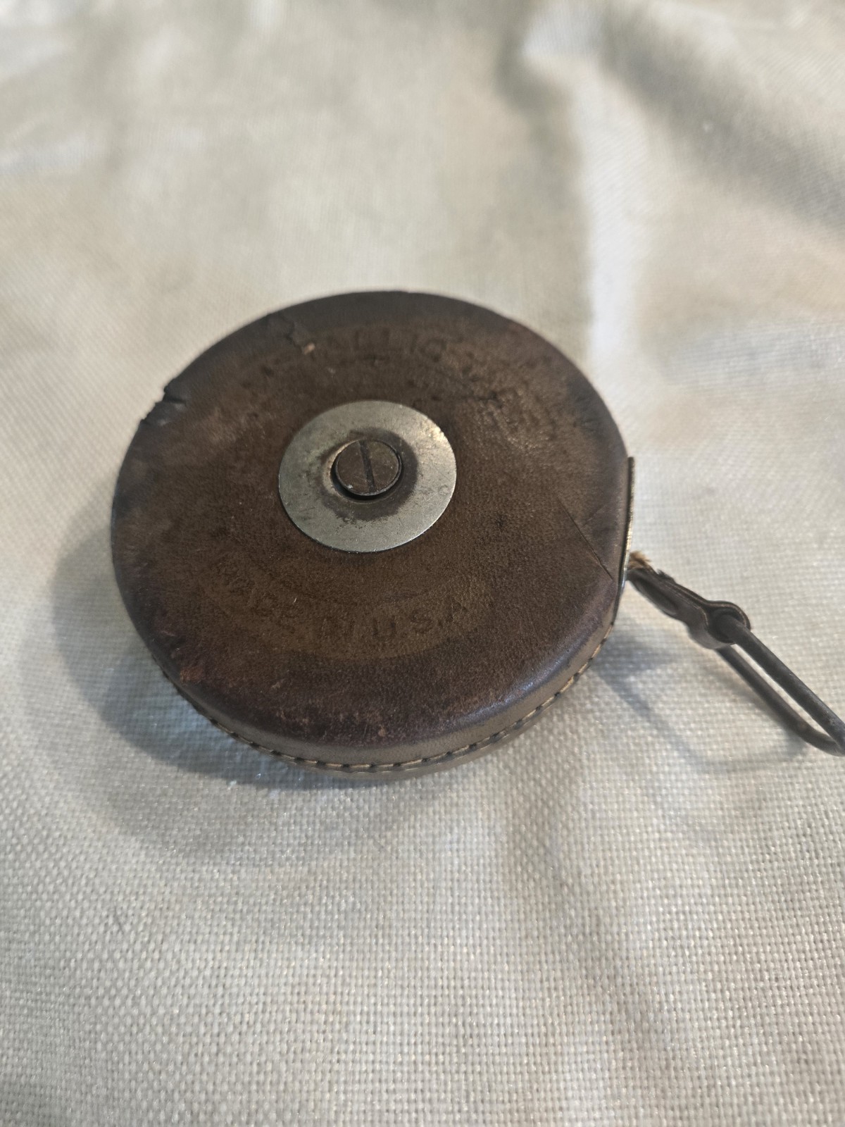 Vintage Lufkin Rule Co. Tape Measure Brown Leather Covered Casing 25′