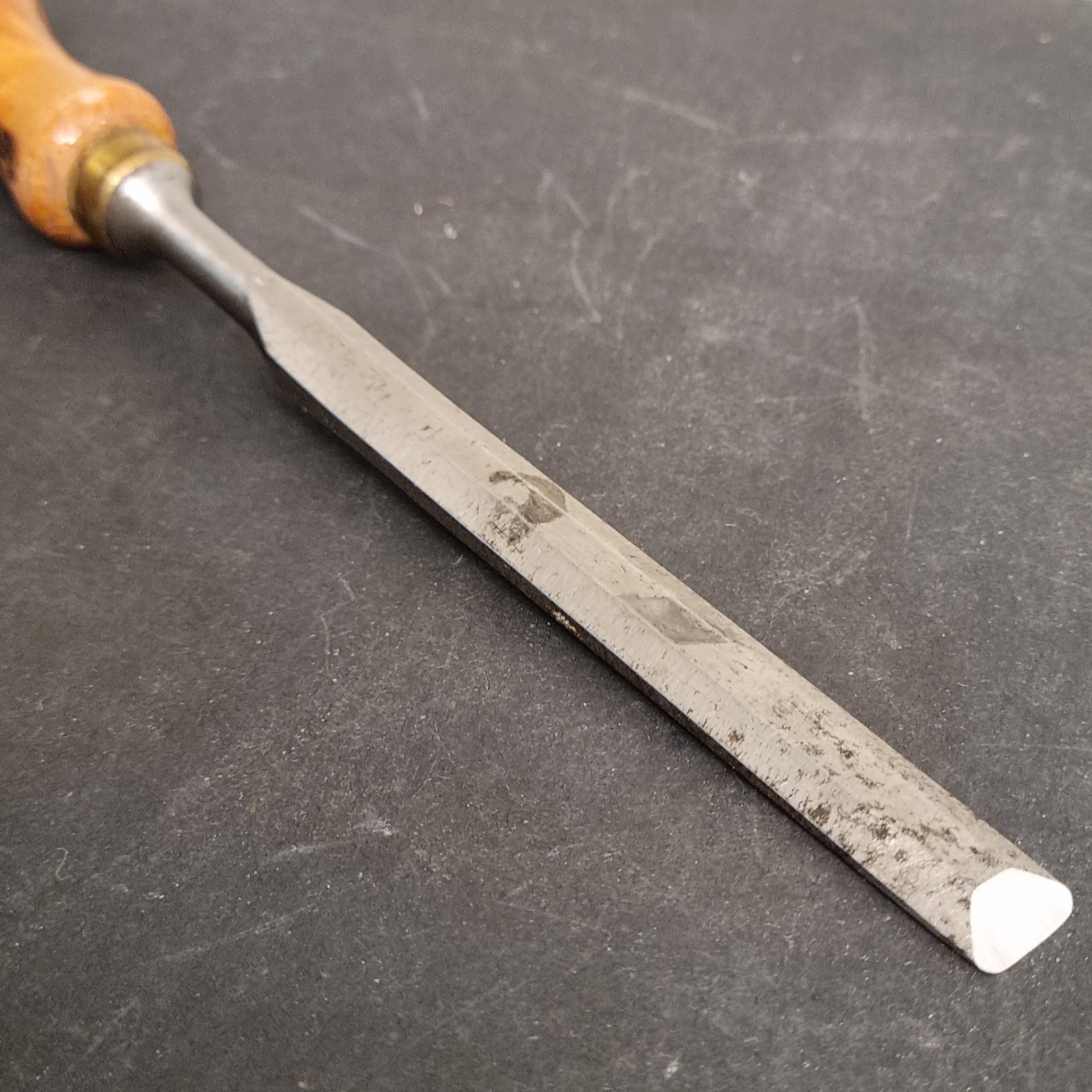 EA Berg Erik Anton Eskilstuna Sweden beveled Chisel 13mm shark brand