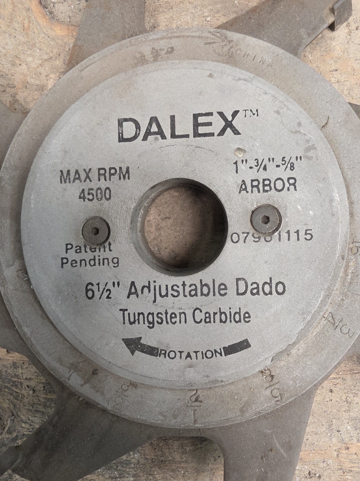 DALEX 6-1/2″ Adjustable Wobble Dado Blade Tungsten Carbide 1″ Arbor USA