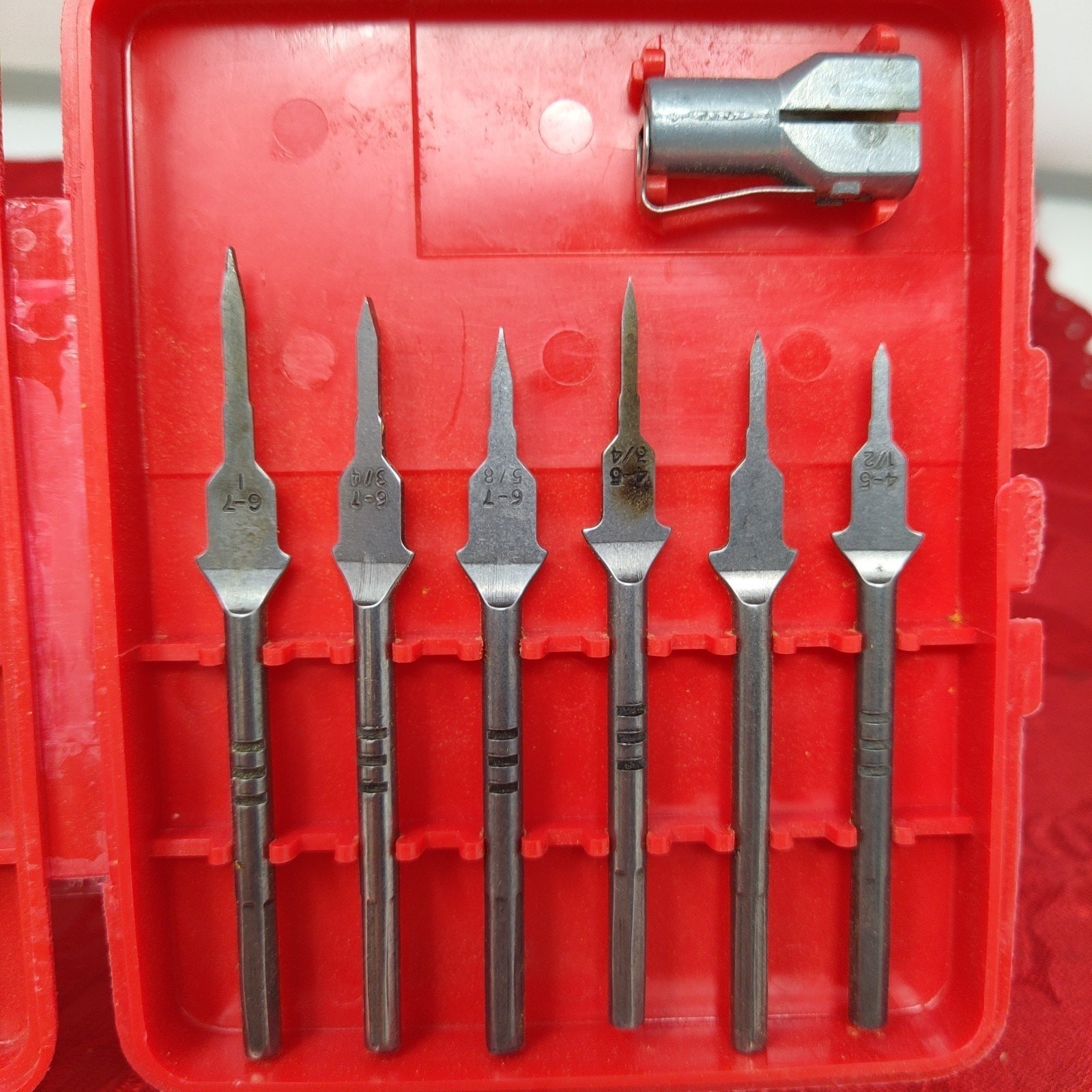 13 PC Craftsman Wood Screw Pilot Bits -Vintage 70s , 80’s era in Blow Mold Case