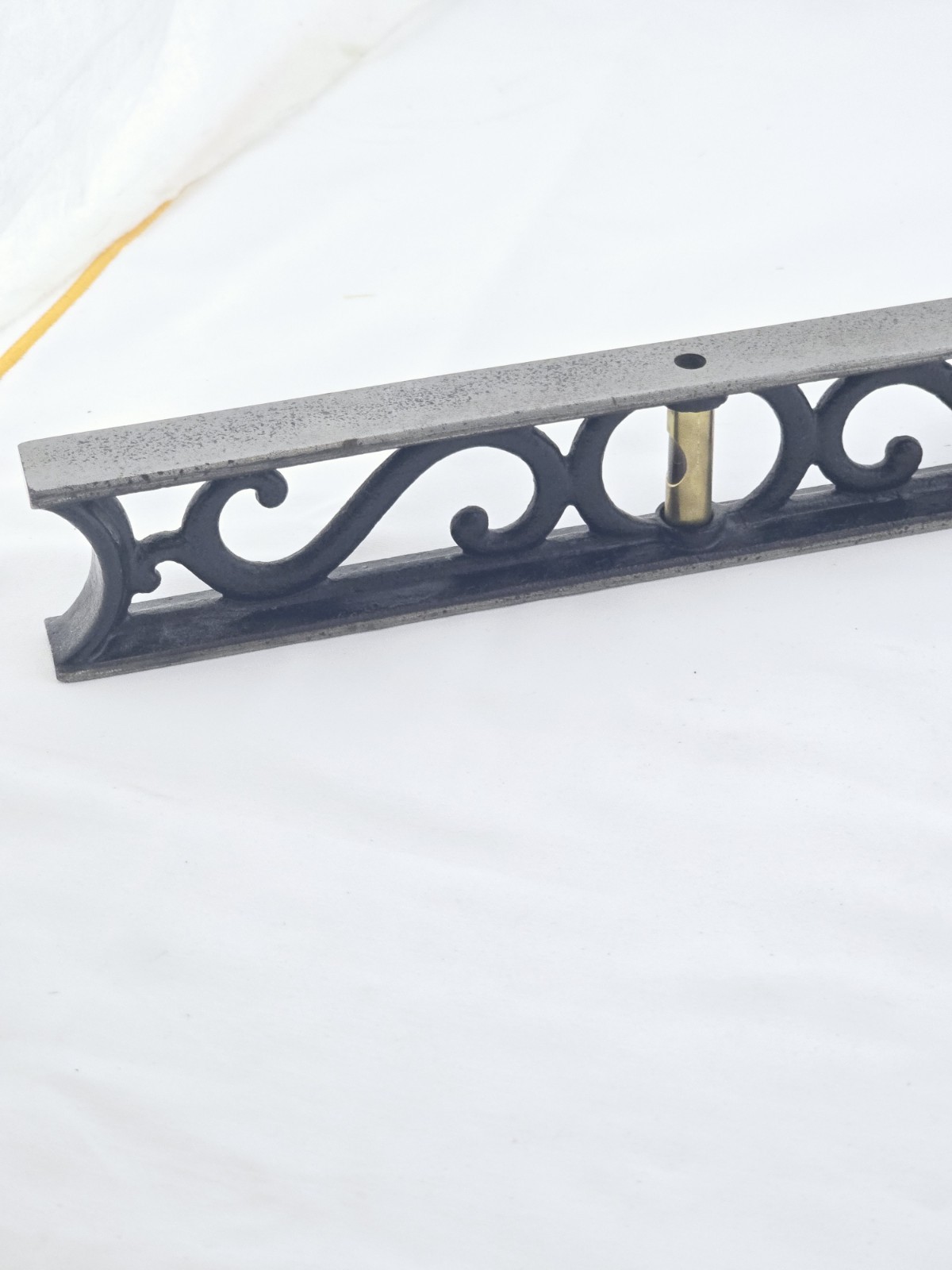Antique Cast Iron Level 24″