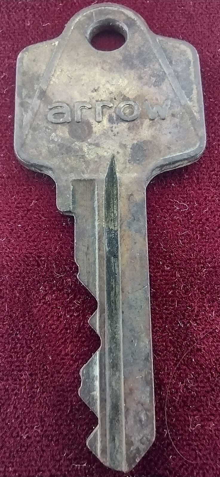 Vintage Key Arrow Lock Corp D61760 *Surface Rust* Appx 2.25″ Replacement Locks