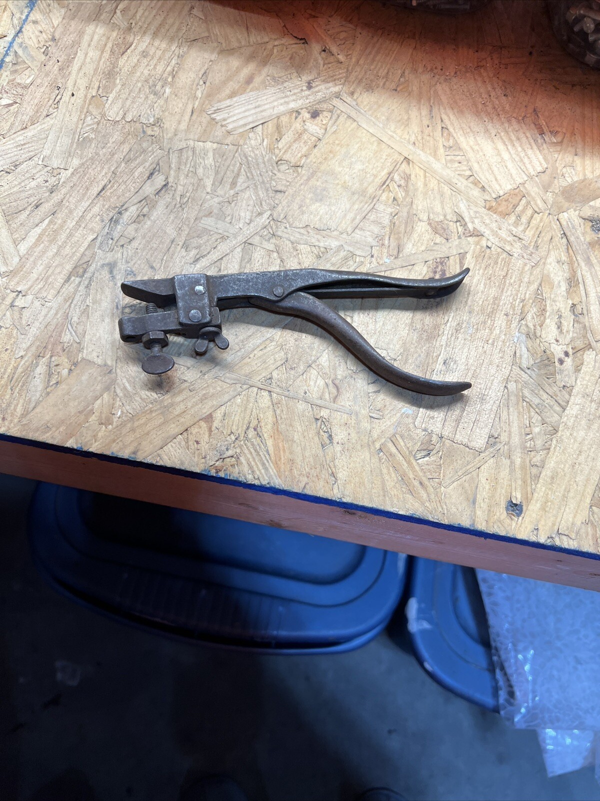 Antique / Vintage Saw Set Tooth Setting Pliers Tool Iron