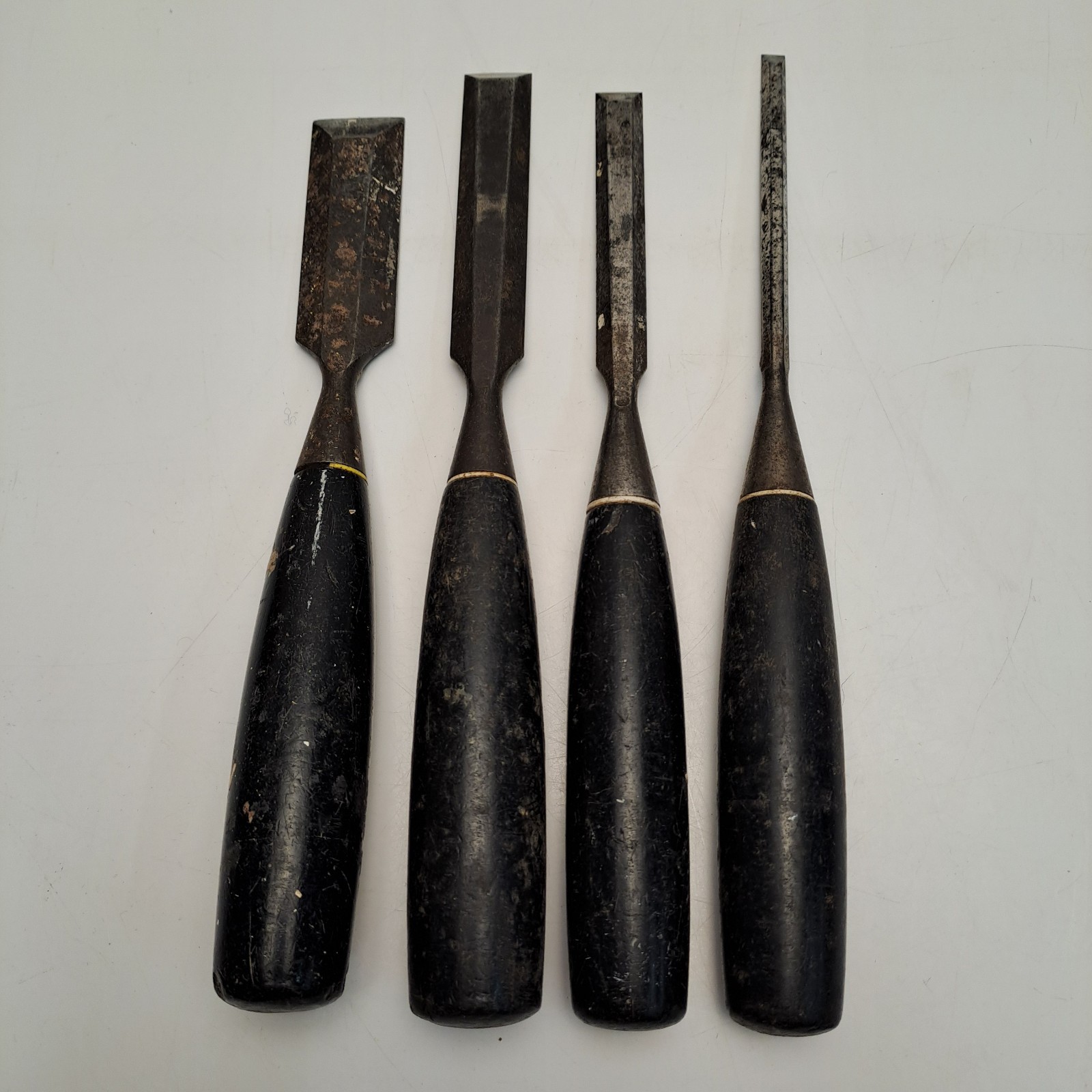 Vintage Stanley Woodworking Chisel Set – Set Of 4 Black Handle Traditional