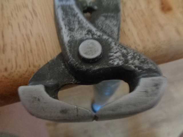 VINTAGE DIAMOND GG014 14″ FARRIER HOOF END NIPPERS PLIERS RUST FREE & CLEAN