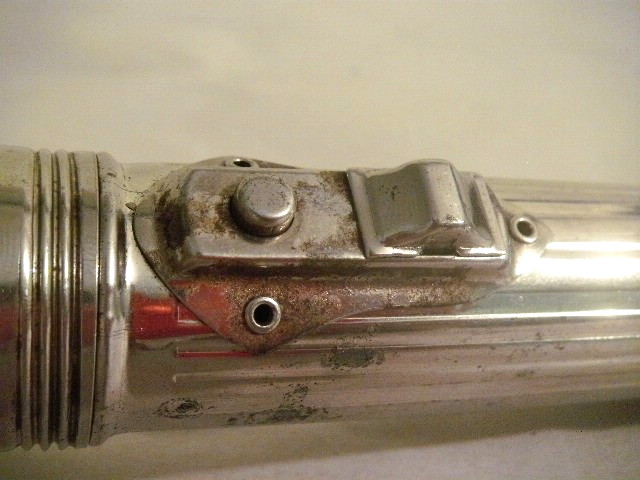 MY DAD’S VINTAGE USALITE FLASHLIGHT 5.25″ WORKS, NO DENTS, GLASS, 3 WAY SWITCH