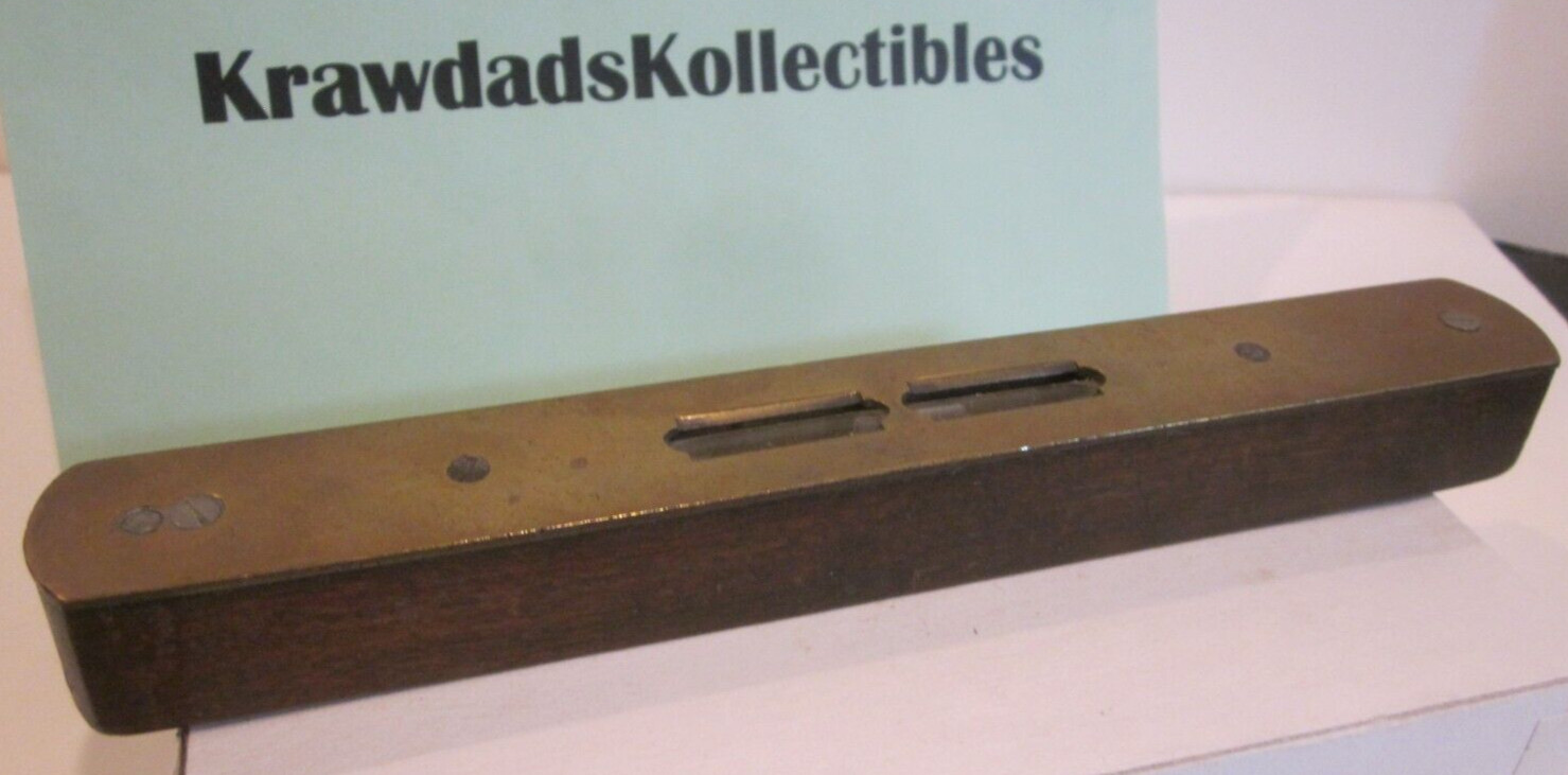 ANTIQUE CARPENTERS SPIRIT LEVEL 8″ HARDWOOD W/ BRASS BEVELLED ENDS UNMARKED