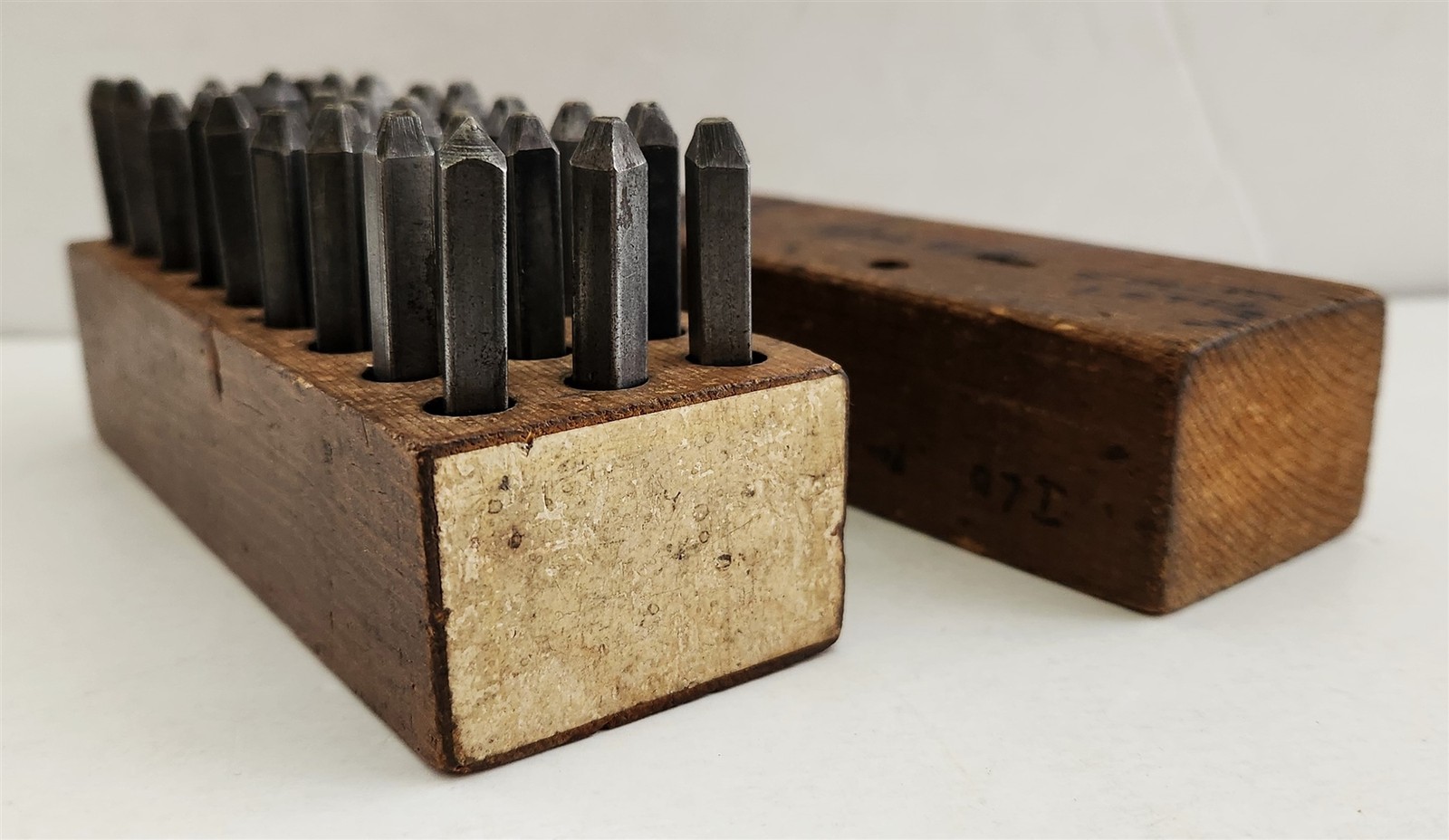 antique LEATHER WOODWORKING METAL tiny 1/8 ALPHABET letter STAMPS bits punches