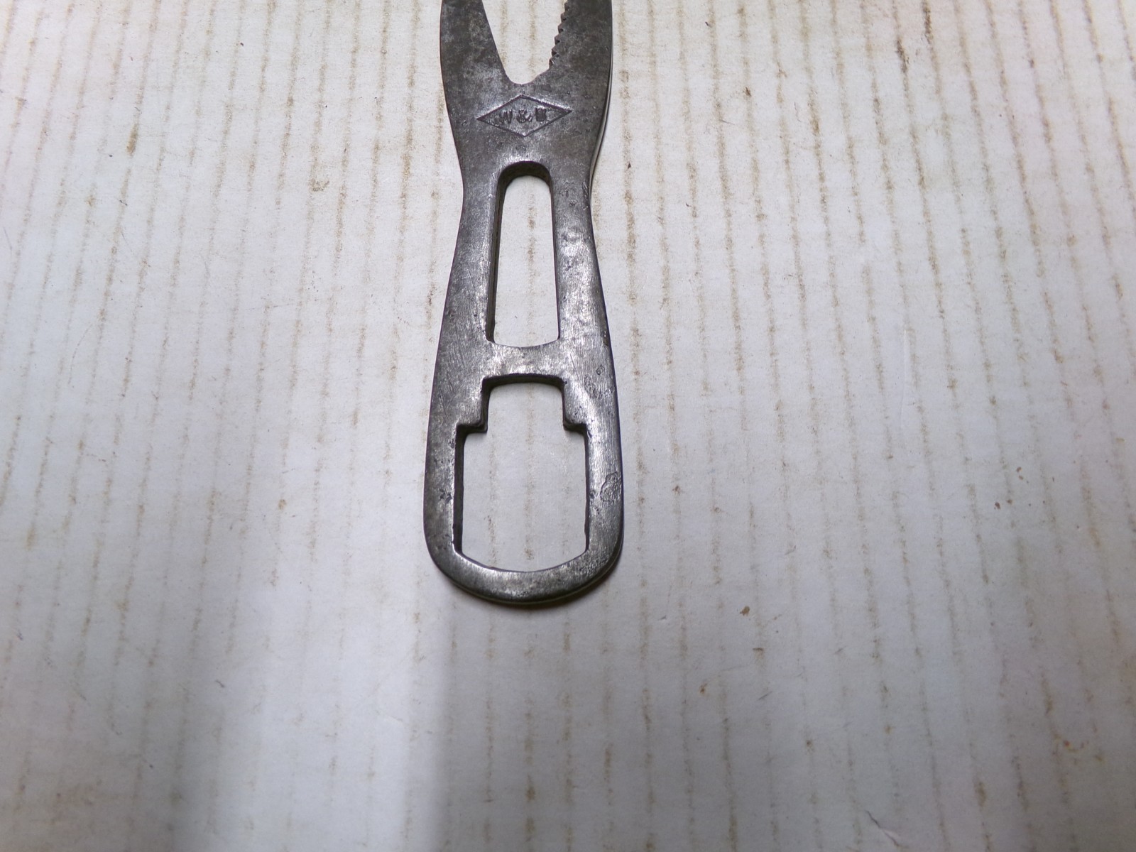 W & B No 1 Alligator Wrench 5 1/2″