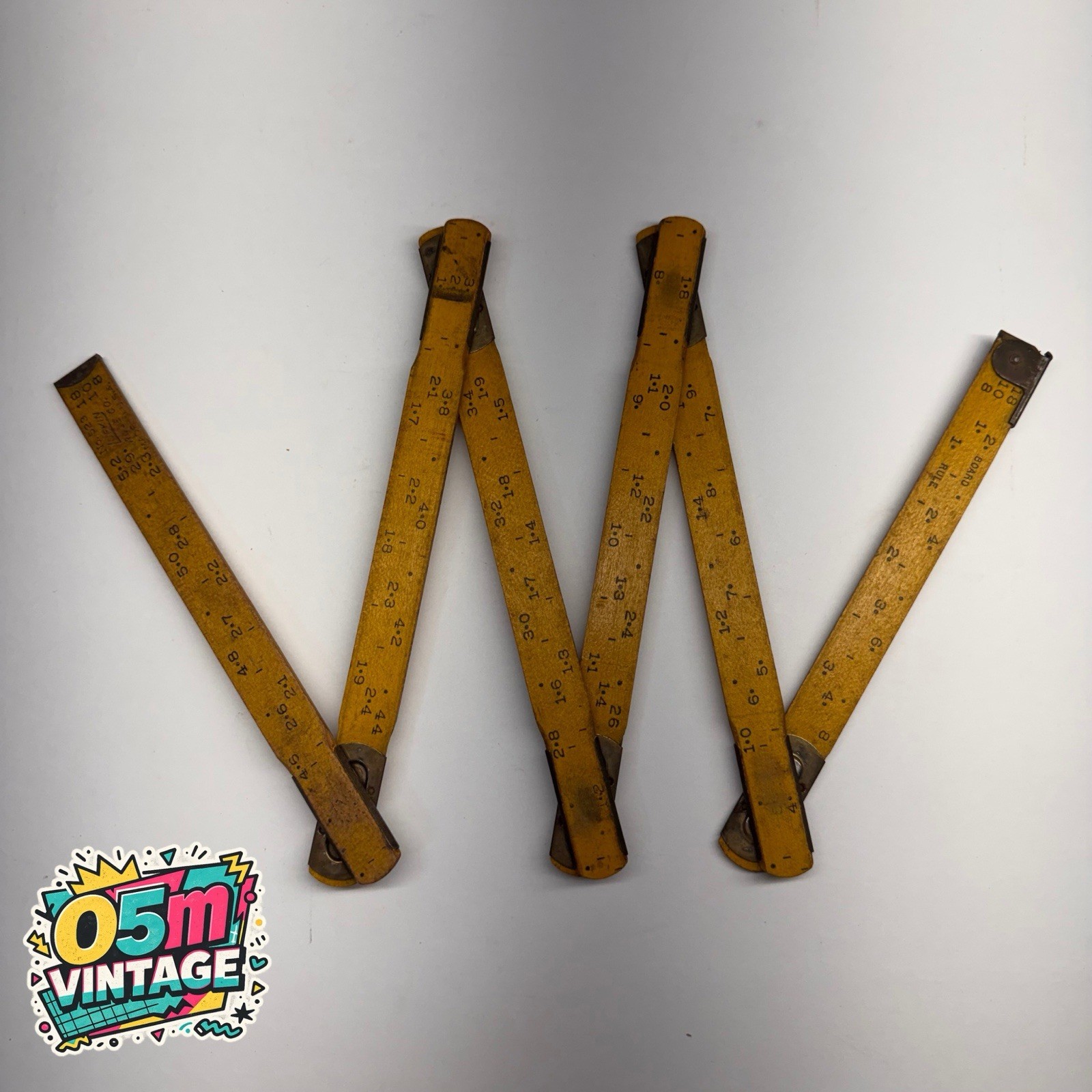 Vintage Lufkin No. 523 Folding Wooden Carpenter Rule 6 Ft Saginaw MI USA 1930s