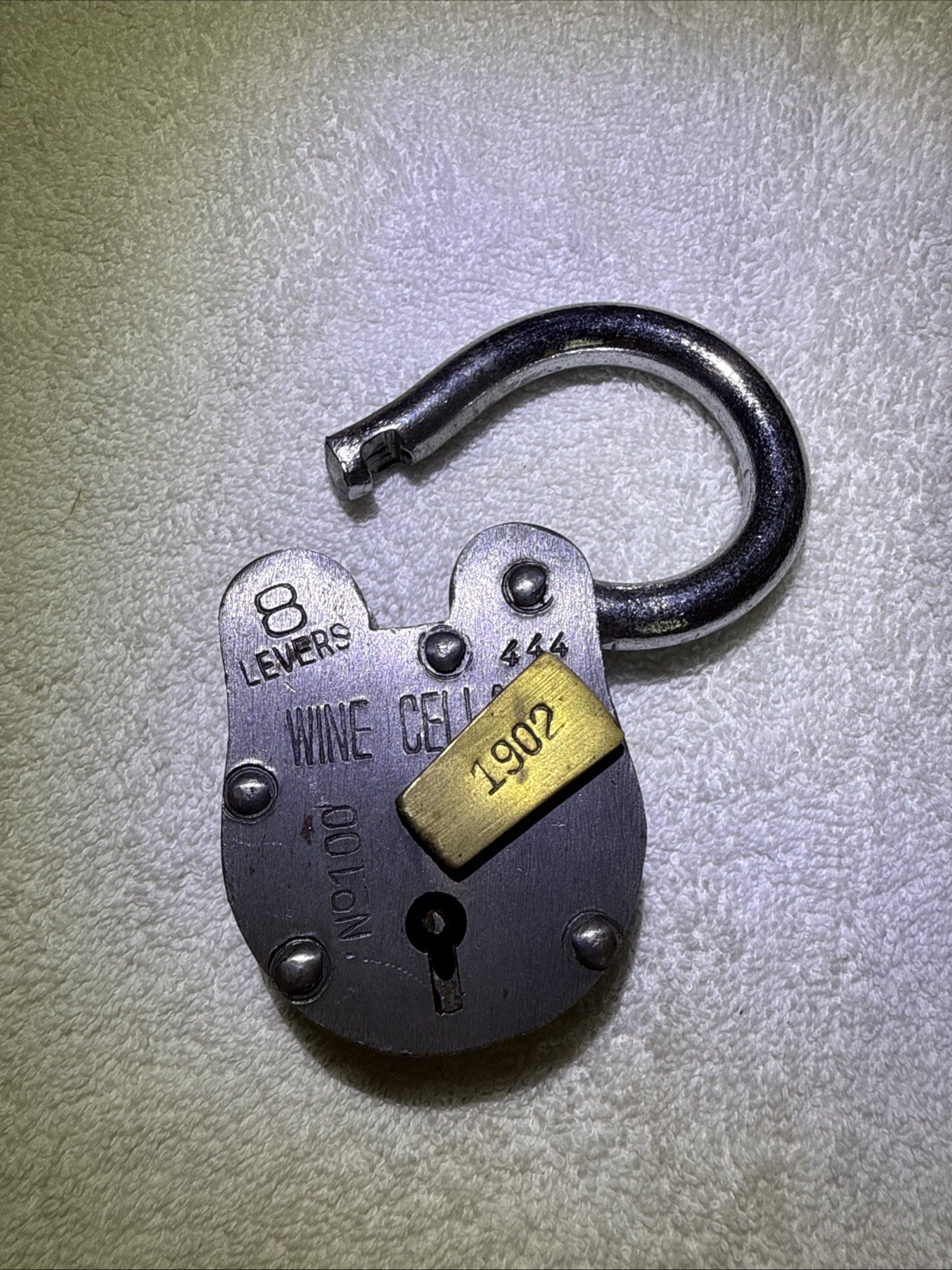 8 Levers Wine Cellar Key 444 No100 1902 With Key