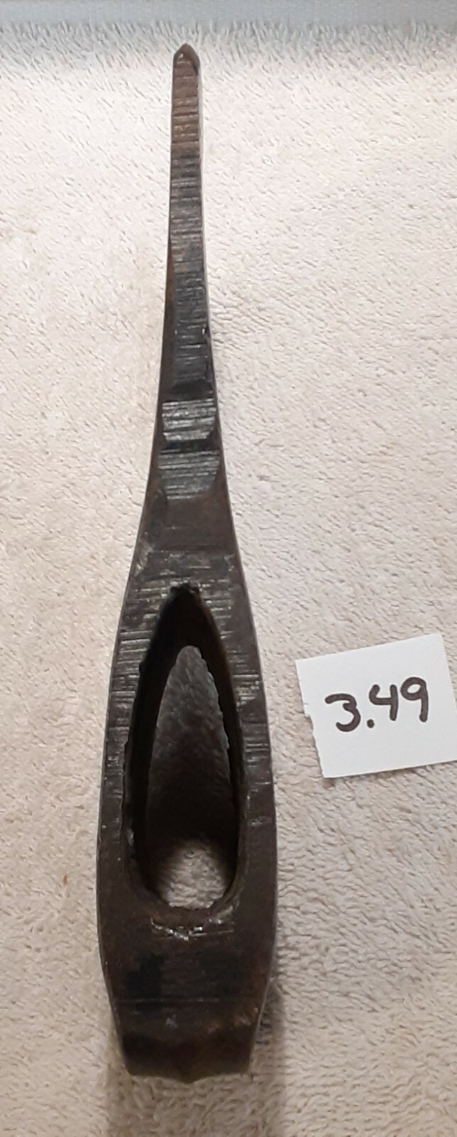 VINTAGE 3 1/2 M AXE HEAD 3.49 LBS MAY BE COLLINS?