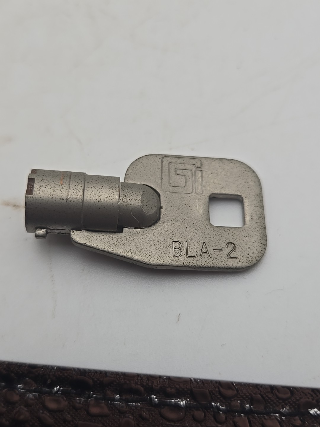 1pc Vintage Greenwald Ind. BLA2 Barrel Tubular Cam Lock Replacement Key (9A1)