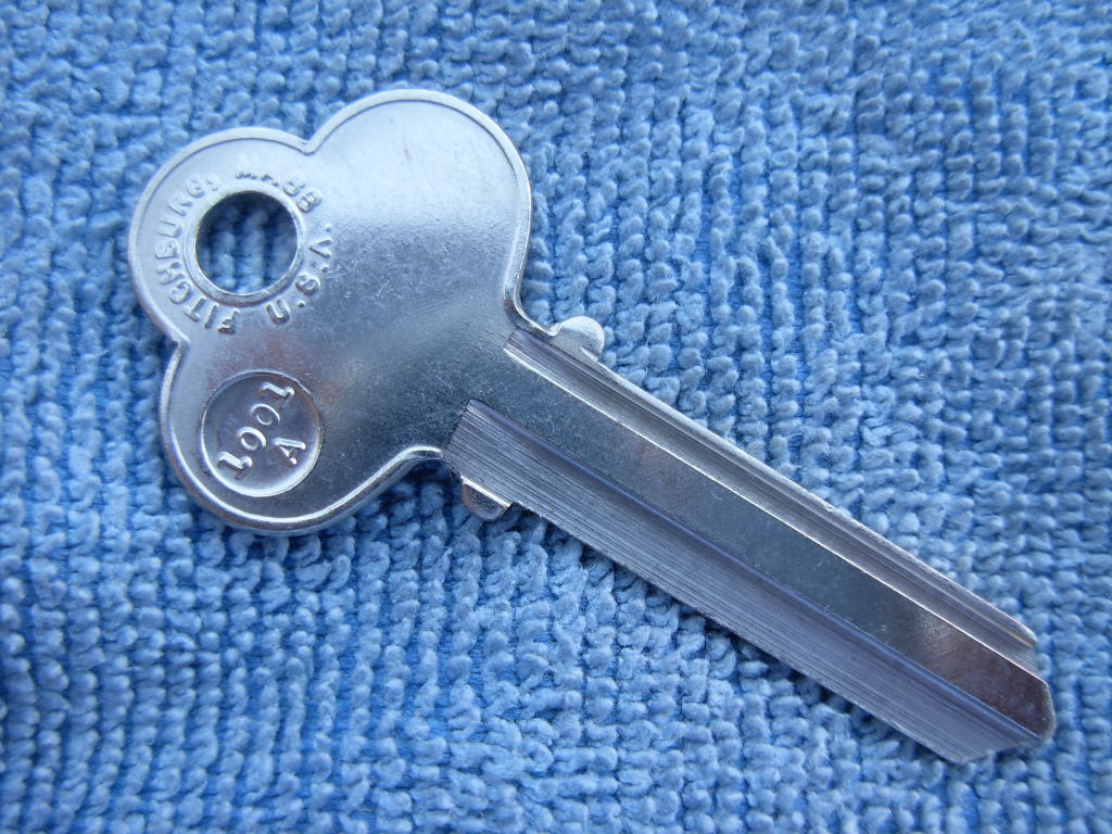 Key Blank-ilco 1001A-Corbin-Russwin-AKA-Taylor 23A-Dominion 01A-Cole CO28 —-IN