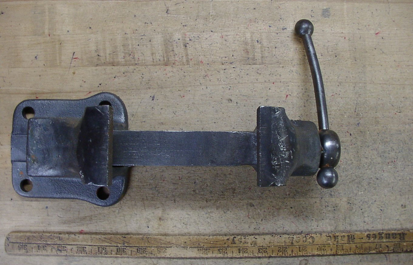 Vntg Reed Mfg. Co. 103R Bench Vise,22lb. 10oz,3″ Jaws,4″ Capacity,12″ Long,XLINT