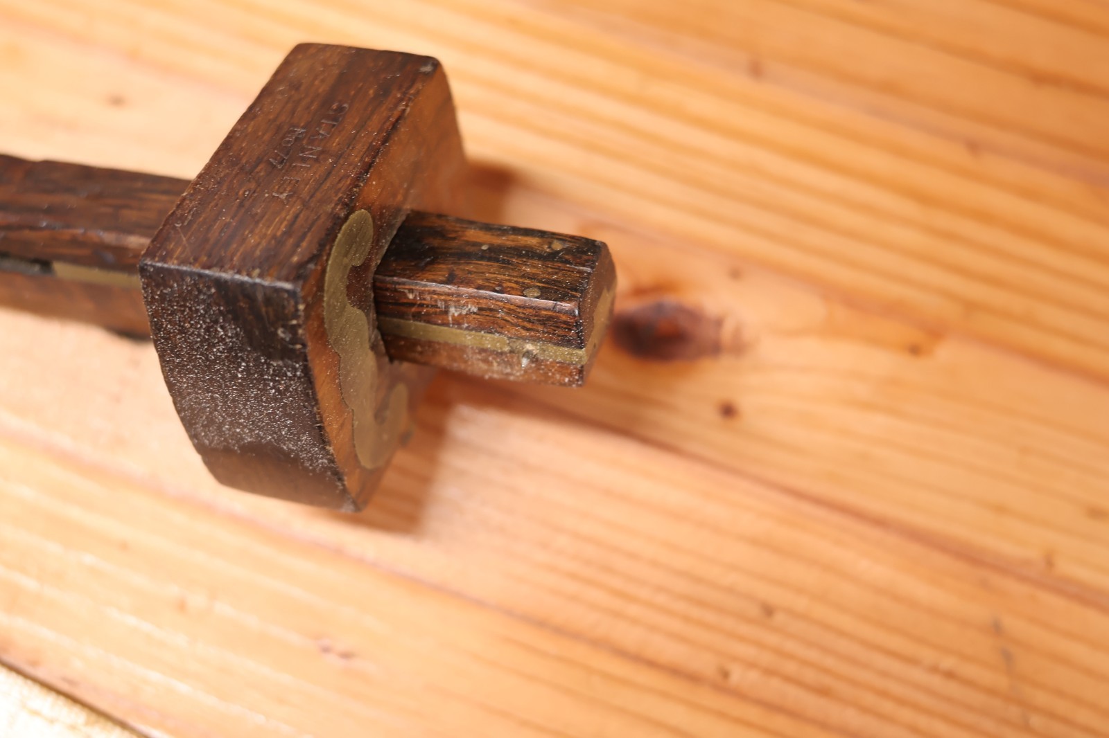 Stanley No. 77 Rosewood Mortise Gauge
