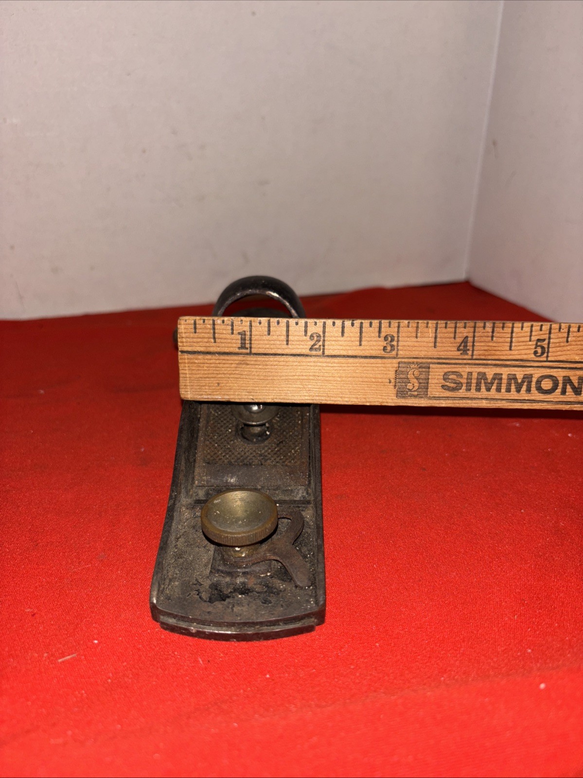Vintage Smooth Bottom Wood Plane USA 7” L X 2″W X 2.75 H No Number On It