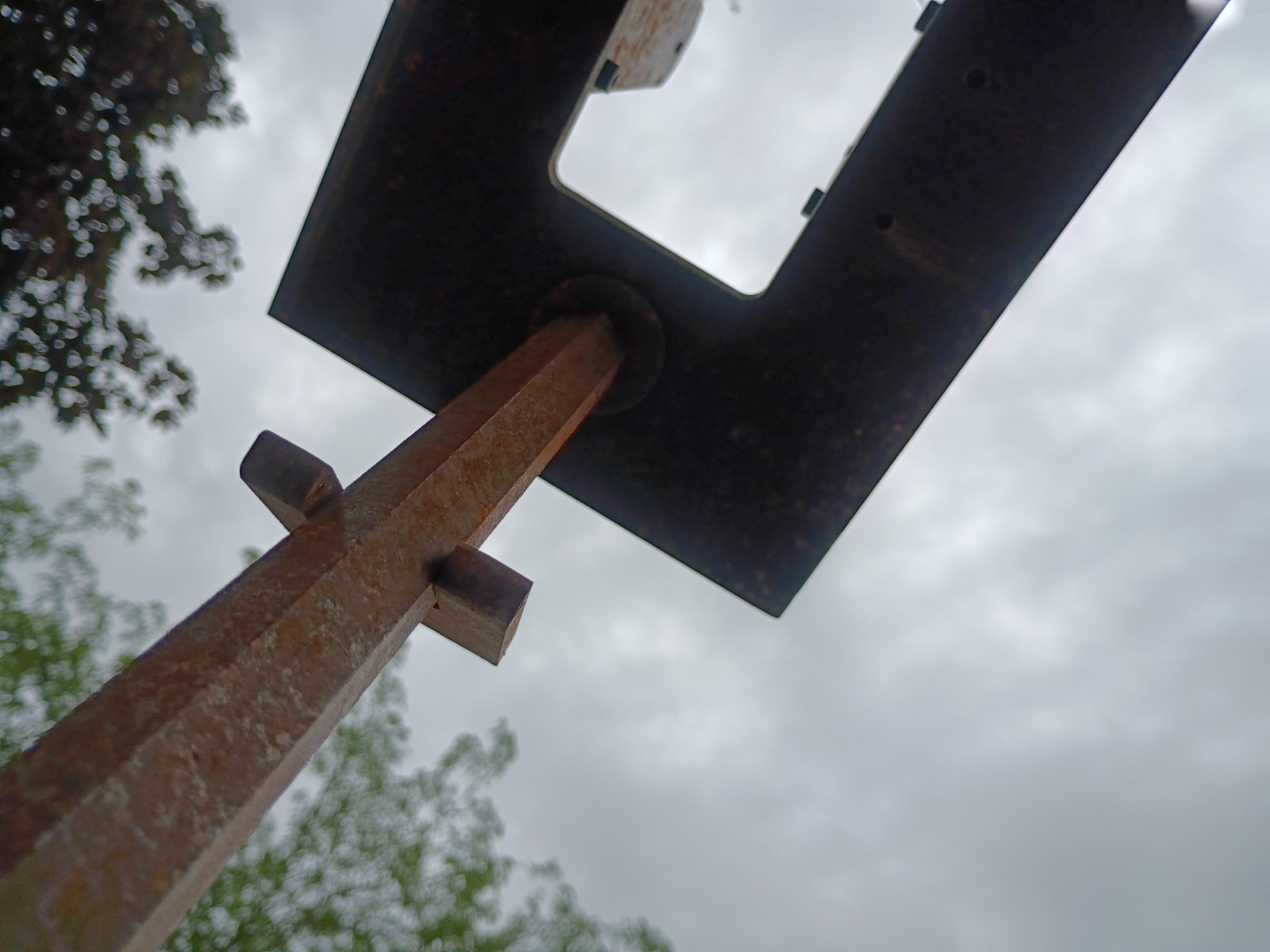Heavy Duty Steel Roller Stand with Triangular Base