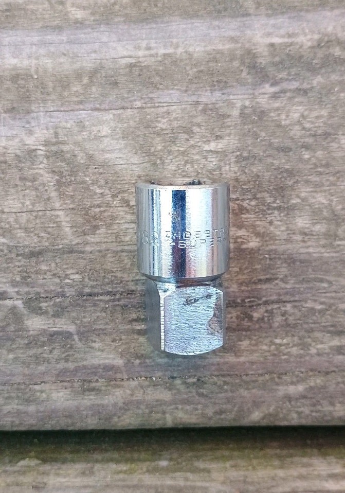 Vintage Indestro Super 3/8″ Drive to 1/2″ Drive Adapter 482 USA
