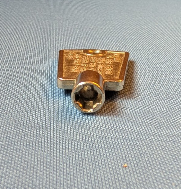 Vtg freezer KEY ‘keep out of reach of children’ imprint