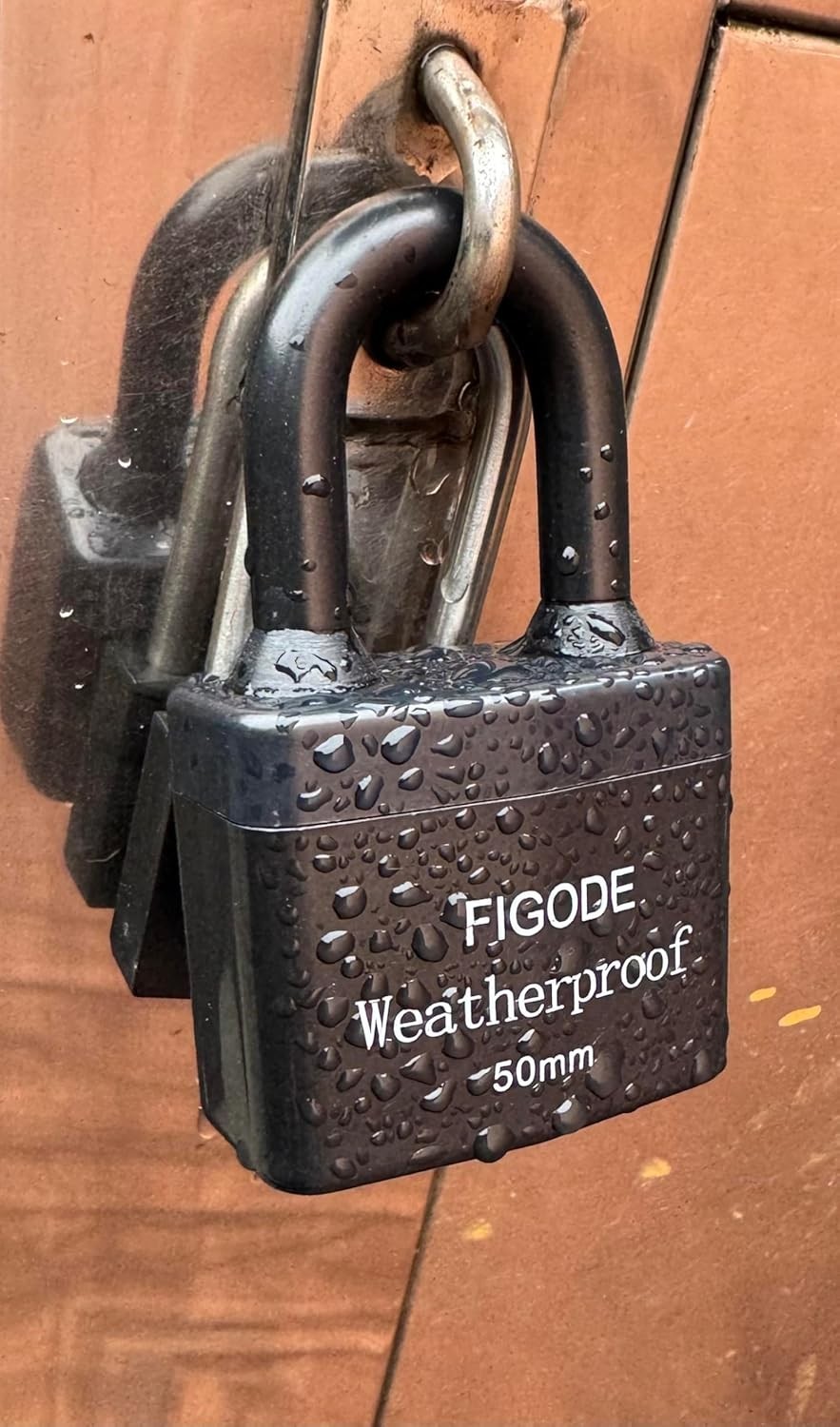 Outdoor Waterproof Padlock, Large Heavy Duty Sturdy Covered Laminated Steel K…