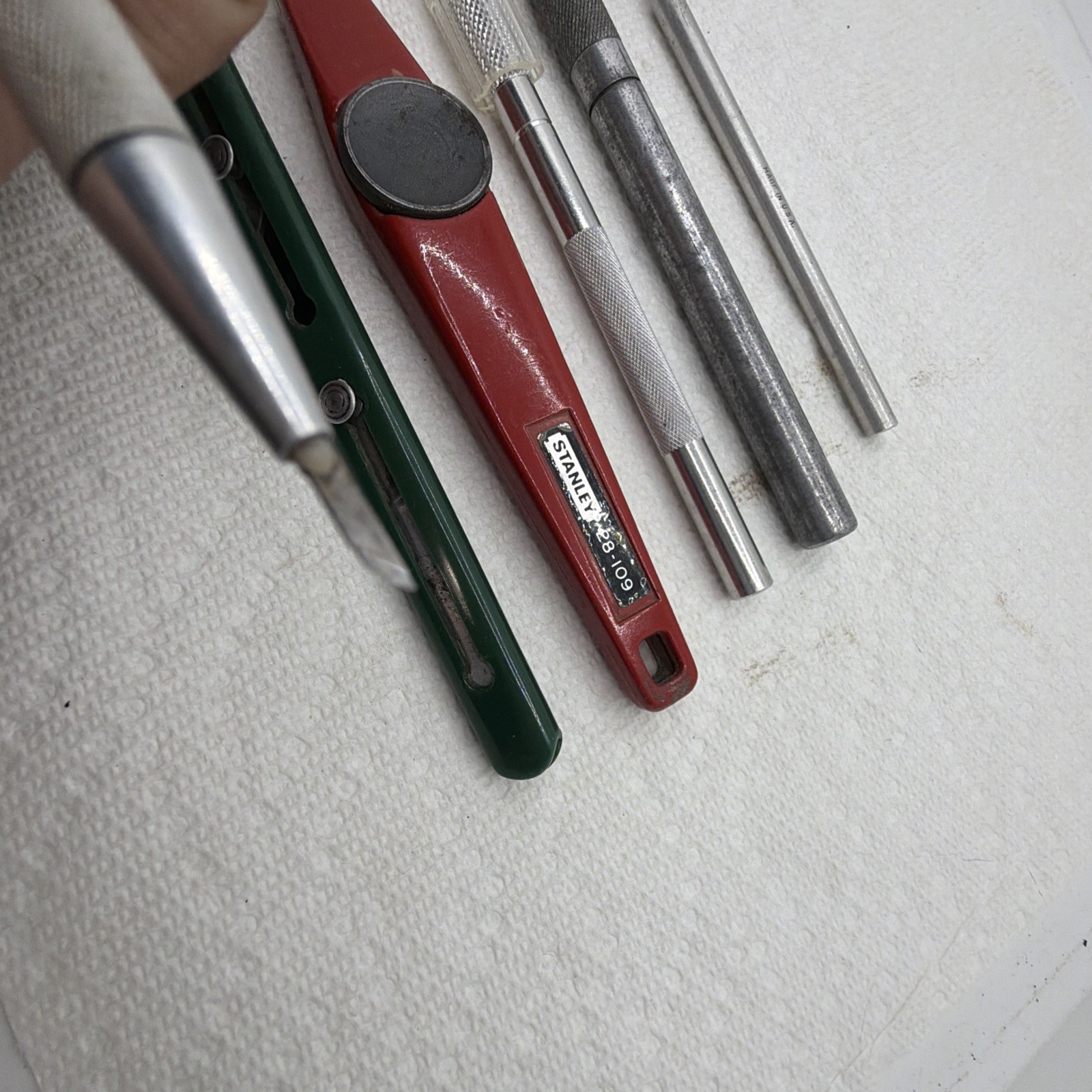 Vintage X-acto Knives / Stanley 28-109 Retractable Utility Knife Red USA Made