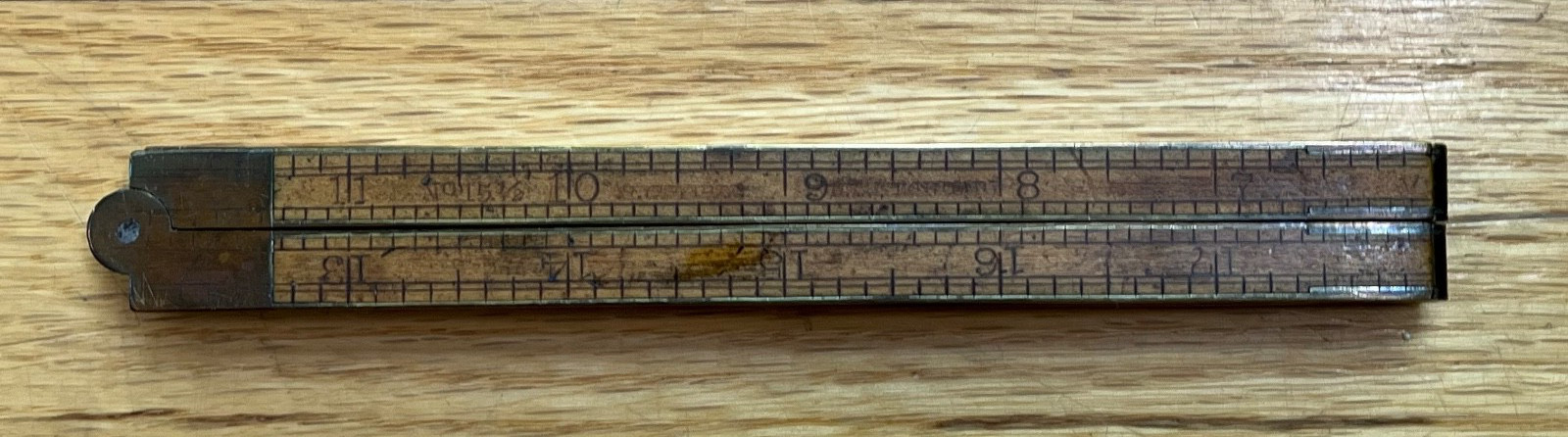 NO. 15 1/2 H CHAPMAN US STANDARD FOLDING 24″ RULER
