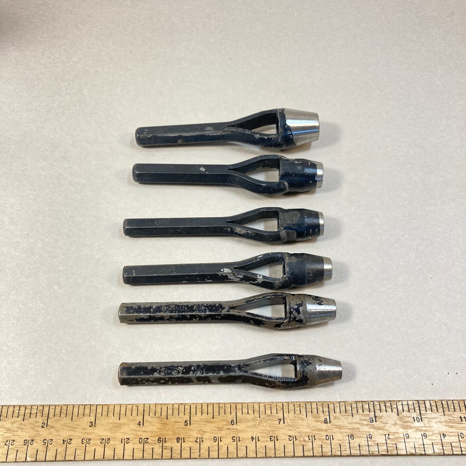 Vintage Arco Leather Arch Hole Bell Punch Set 6 Pc SAE 11/16″-3/8″ USA