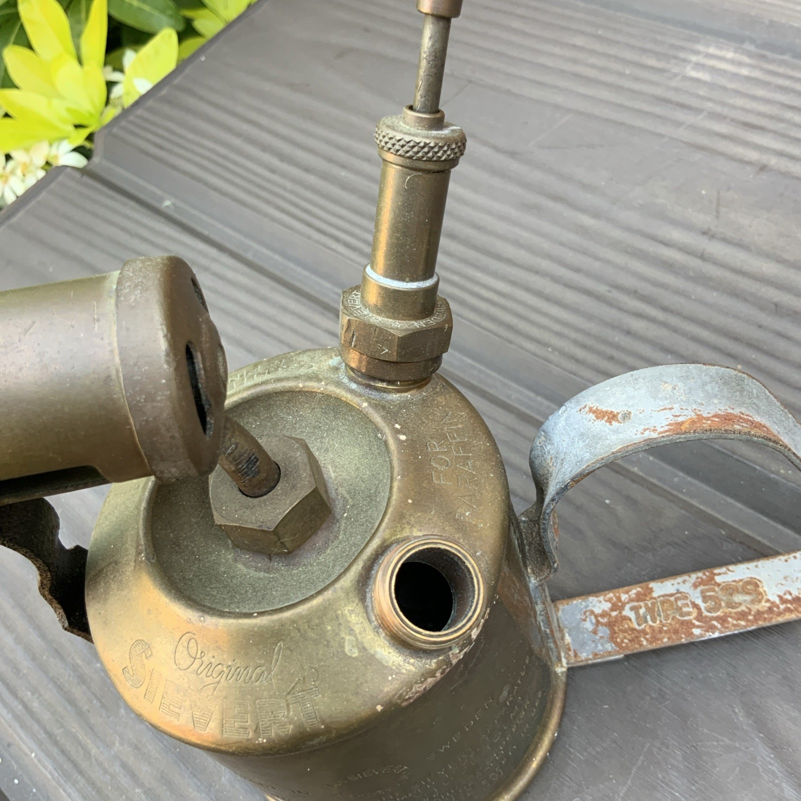 Genuine Sievert 538 1/2 Pint Brass blow Lamp