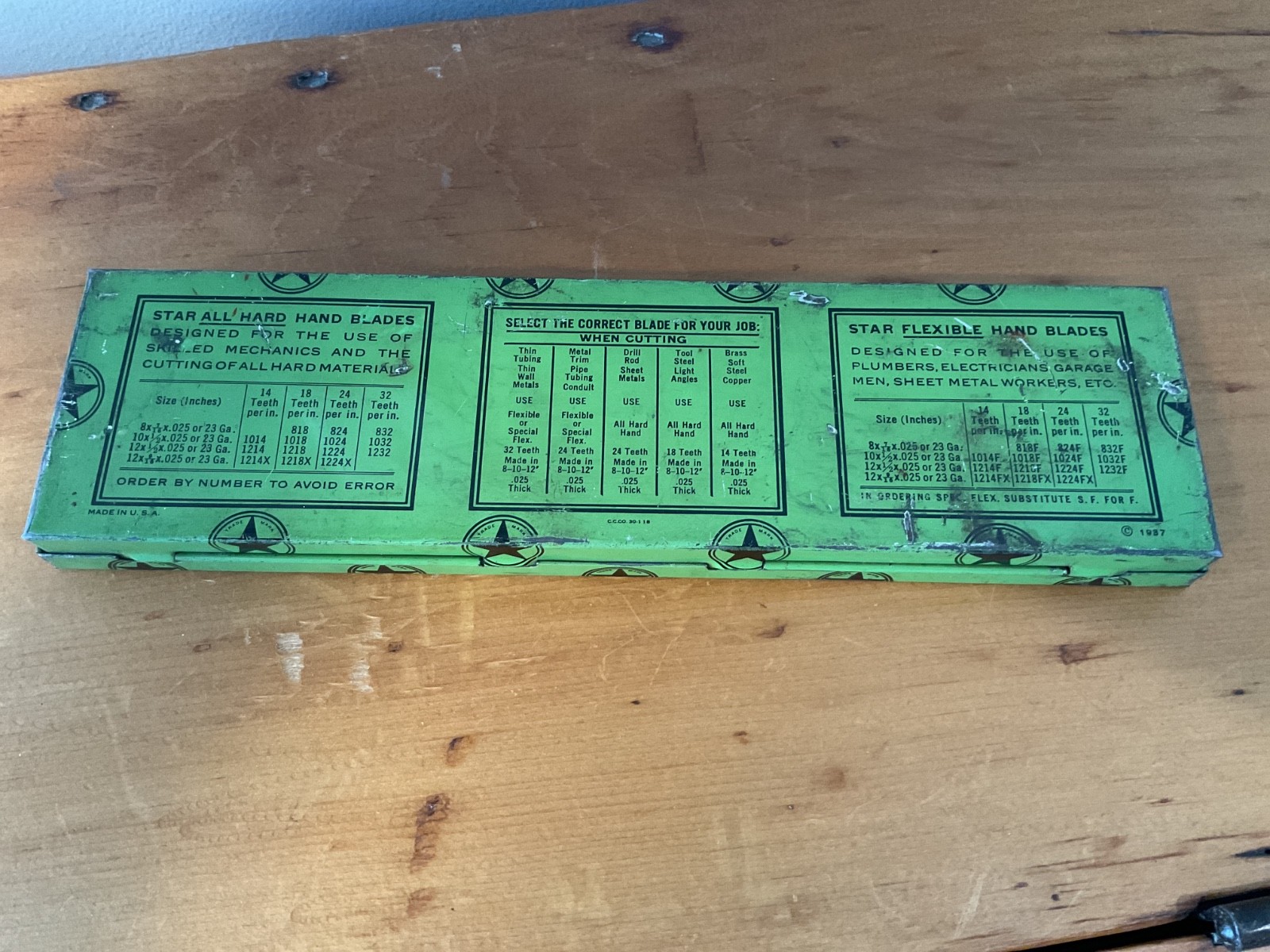 Antique Star Hack Saw Blades Tin (EMPTY) , Clemson Bros. , Middleton, NY