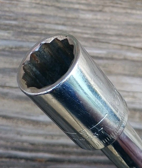 Vintage Craftsman 18mm 12 Point Shallow Socket 1/2″ Drive G 44267 USA