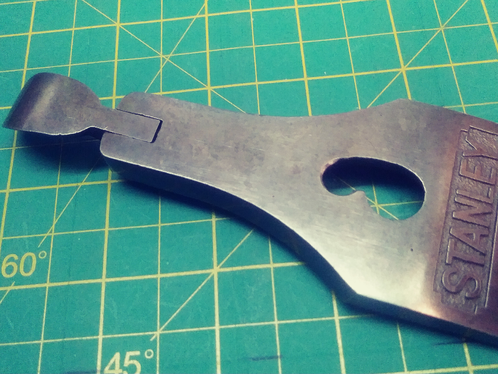 WW 2 Era Patent #1918750 Stanley 2″ Lever Cap – Kidney Slot – No Paint – CLEAN