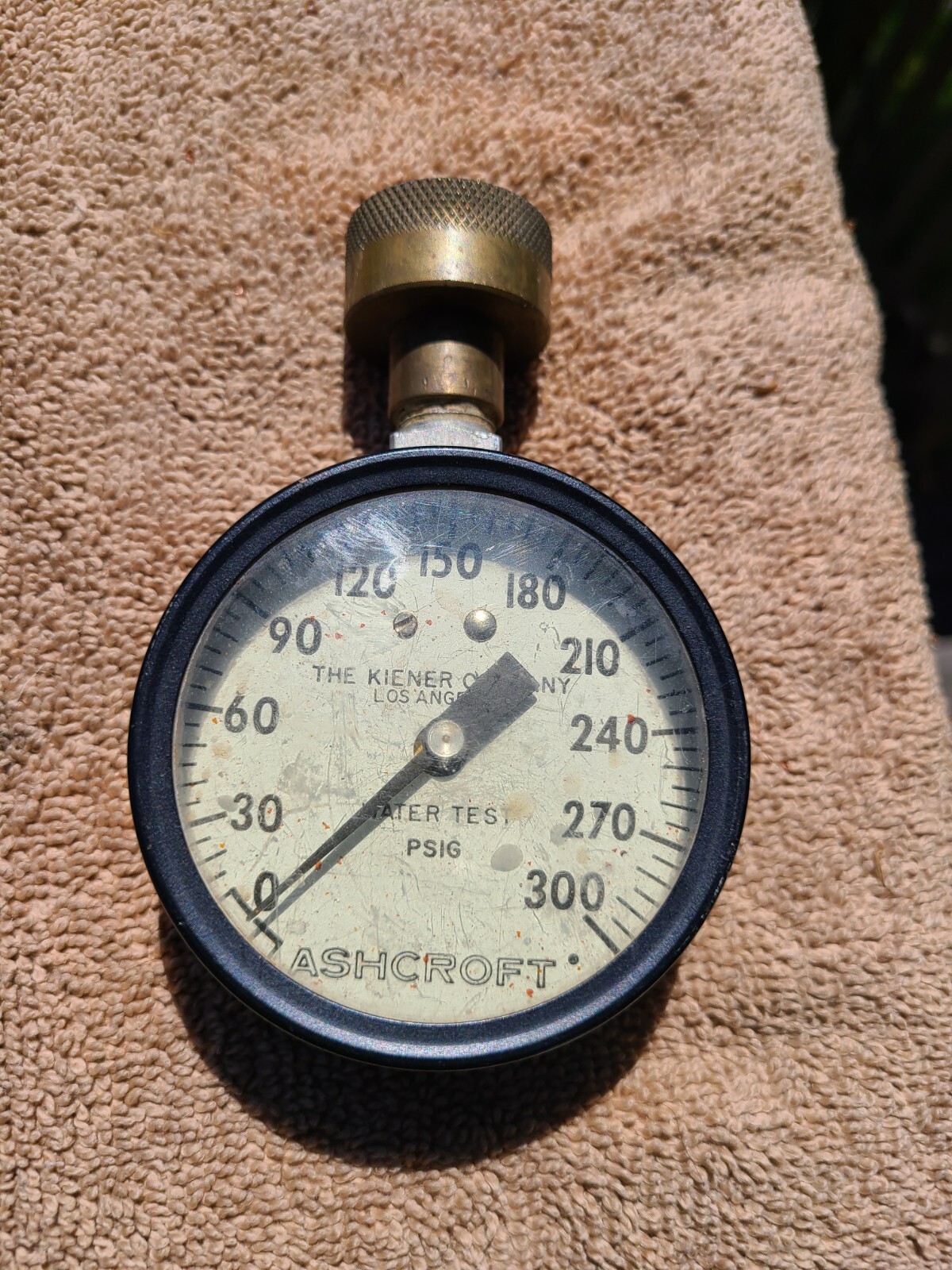 Nice Vintage E-16 0-300 lb. Water Test Gauge Kiener Company Ashcroft