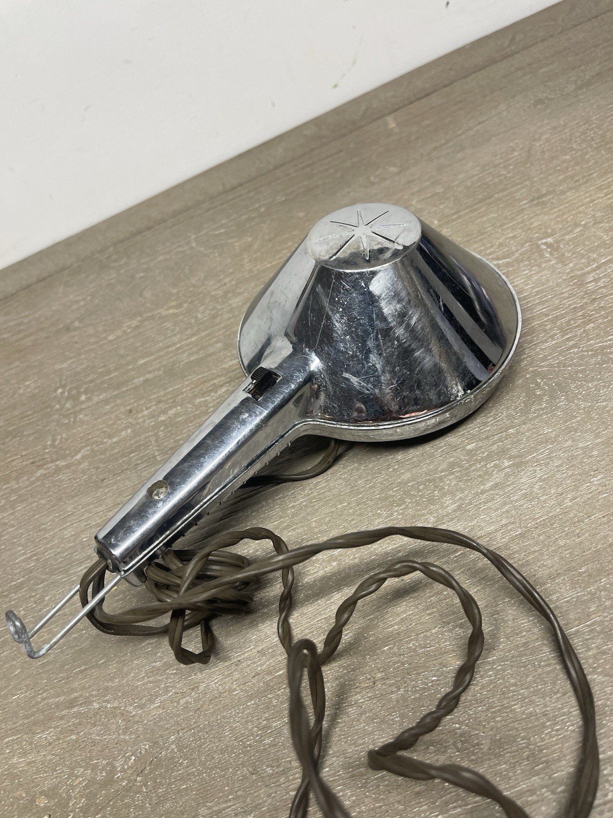 Vintage Hand Held Spot Light Chrome Silver Tone Auto Lamp Tested Works Perfect