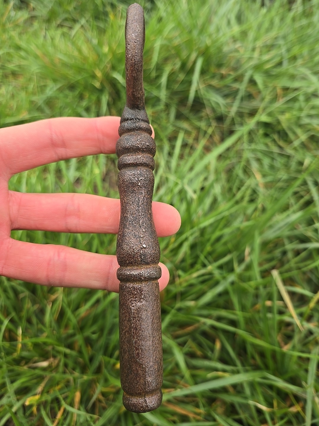 Giant Old Iron Key☆SEVEN & Half Inch Metal Skeleton Key☆ 1 Wild Large Iron Key!