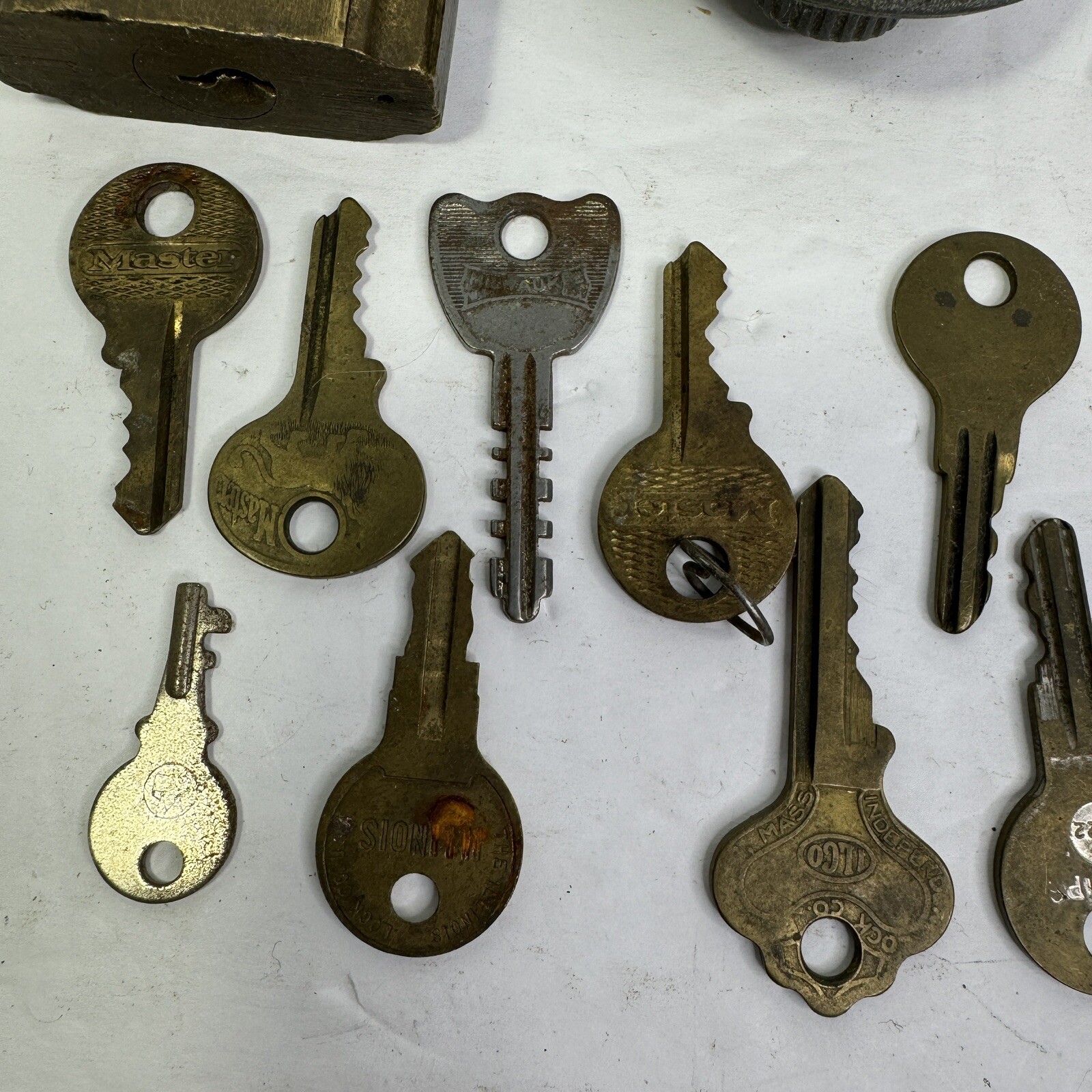 Vintage Padlocks And Keys Lot of Hurd Masterlock and More