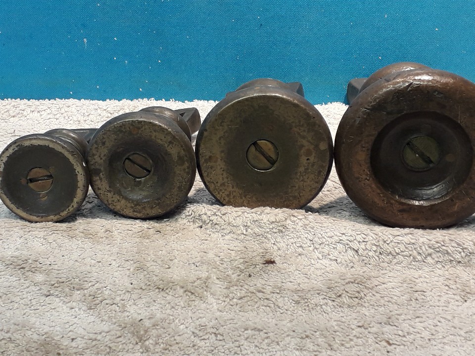 Antique Set Of 4 King George IV Bronze Bell Trade Weights 1829 ESSEX