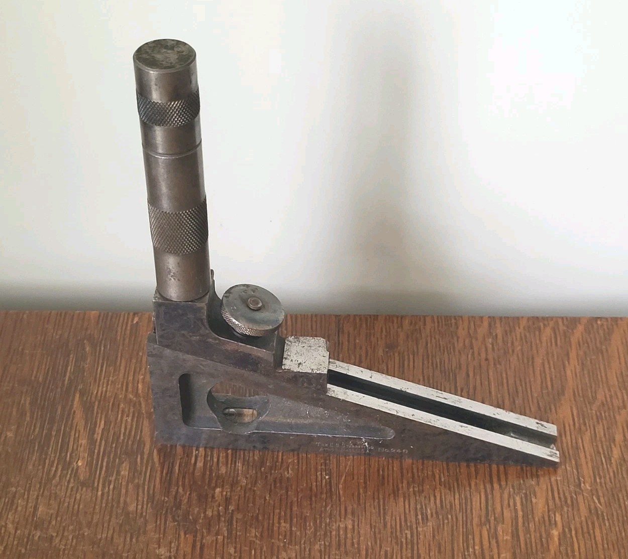 Vintage L. S. Starrett No. 246 Planer & Shaper Gage w/(2) Extensions USA