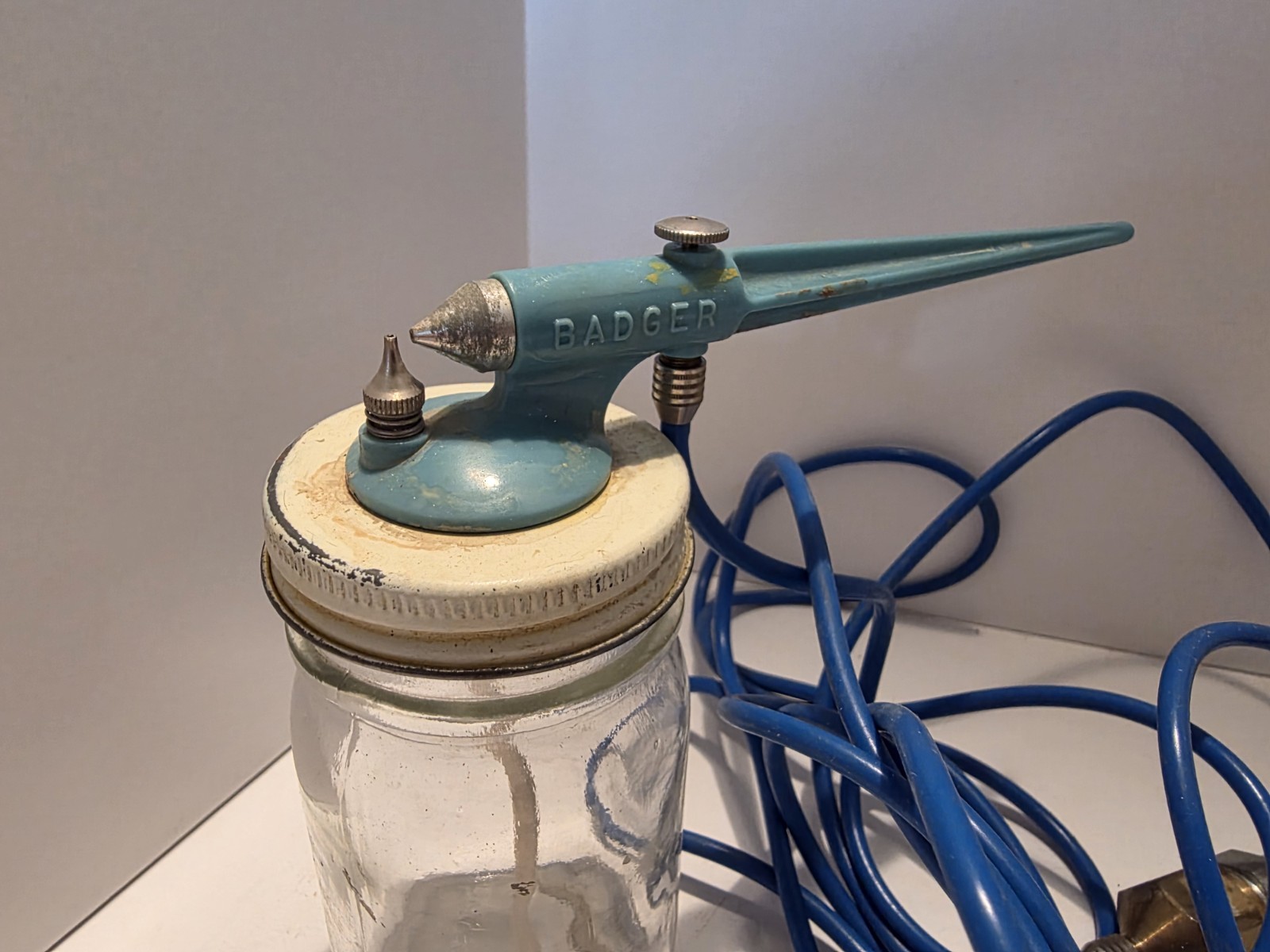 Vintage Badger Mini Spray Gun Kit – Refinishing & Touch-Up – With Box