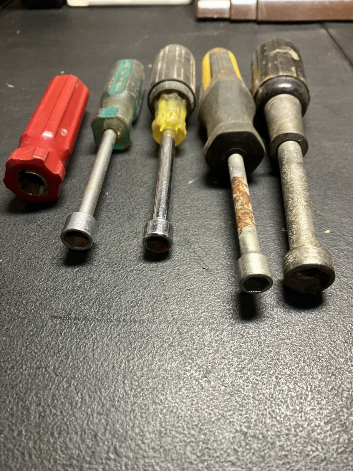 Miscellaneous Lot Of 4 Nut Drivers And Handle – Tool Lot