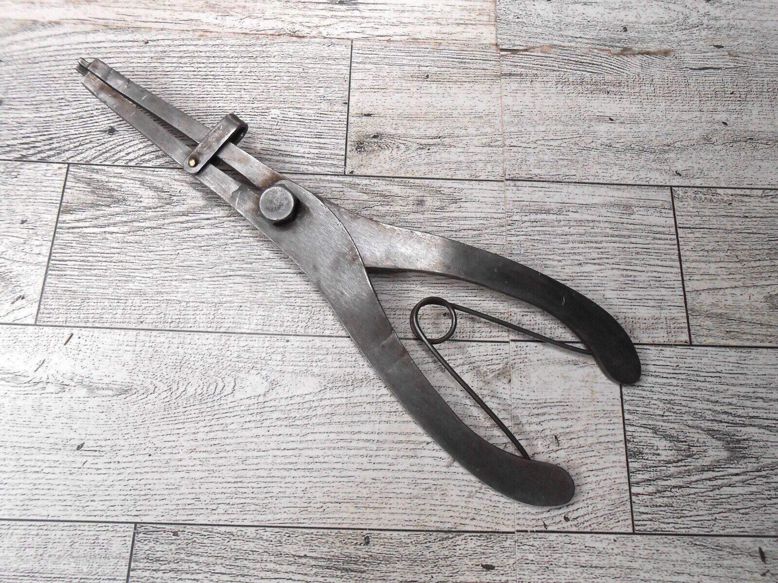 Unbranded Vintage Angled Snap Ring Circlip Pliers Spring Loaded