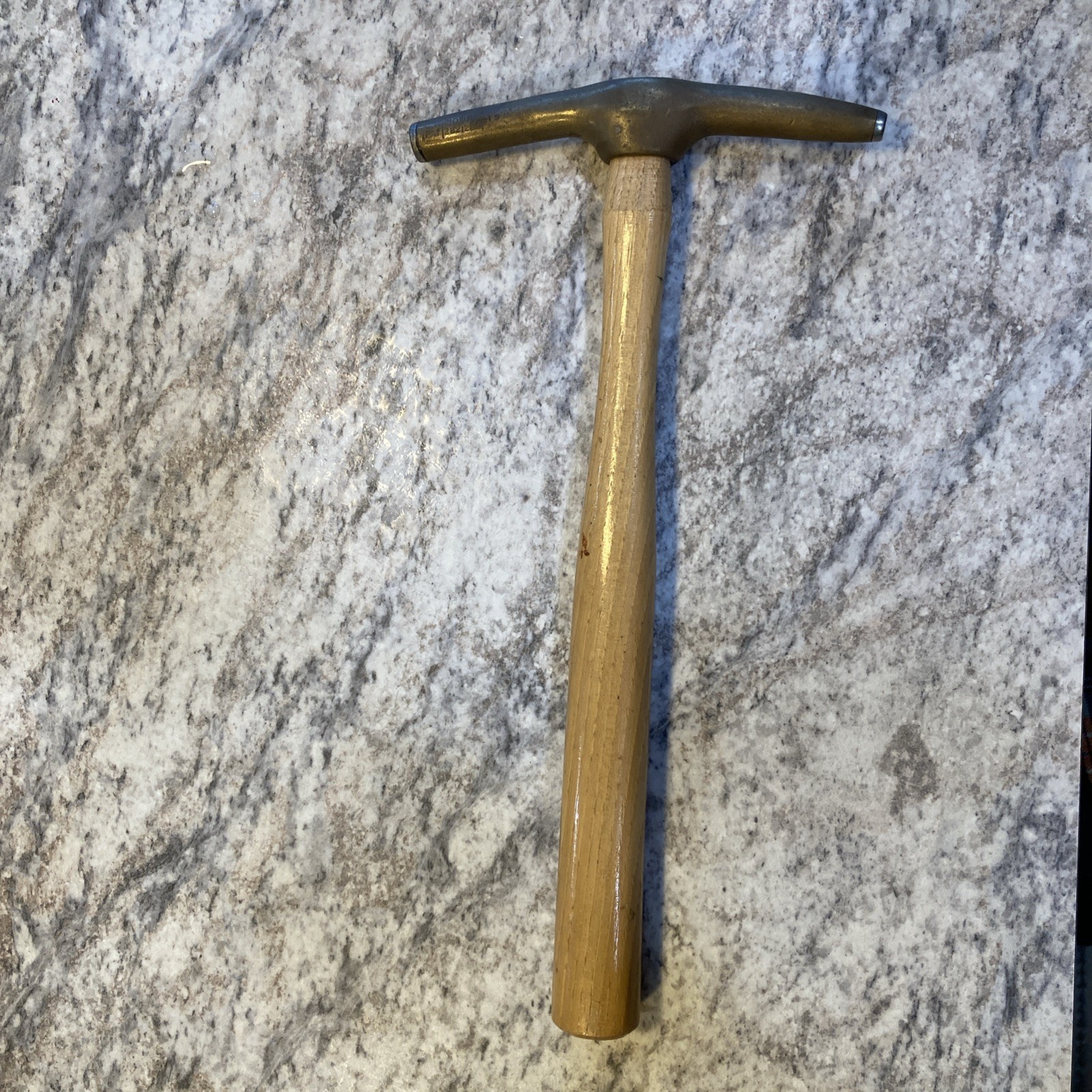 Vintage GW Mount Magnetic Tip Brass Tack Hammer