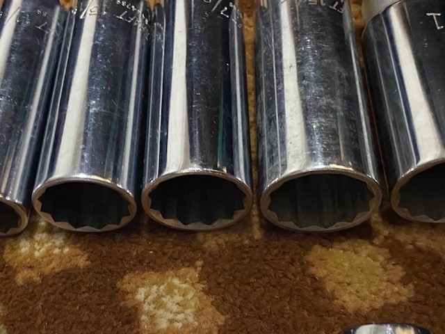 Lot of 20 Powr-Kraft 1/2″ & 3/8″ Dr 12 Pt Deep Well Sockets & Extensions