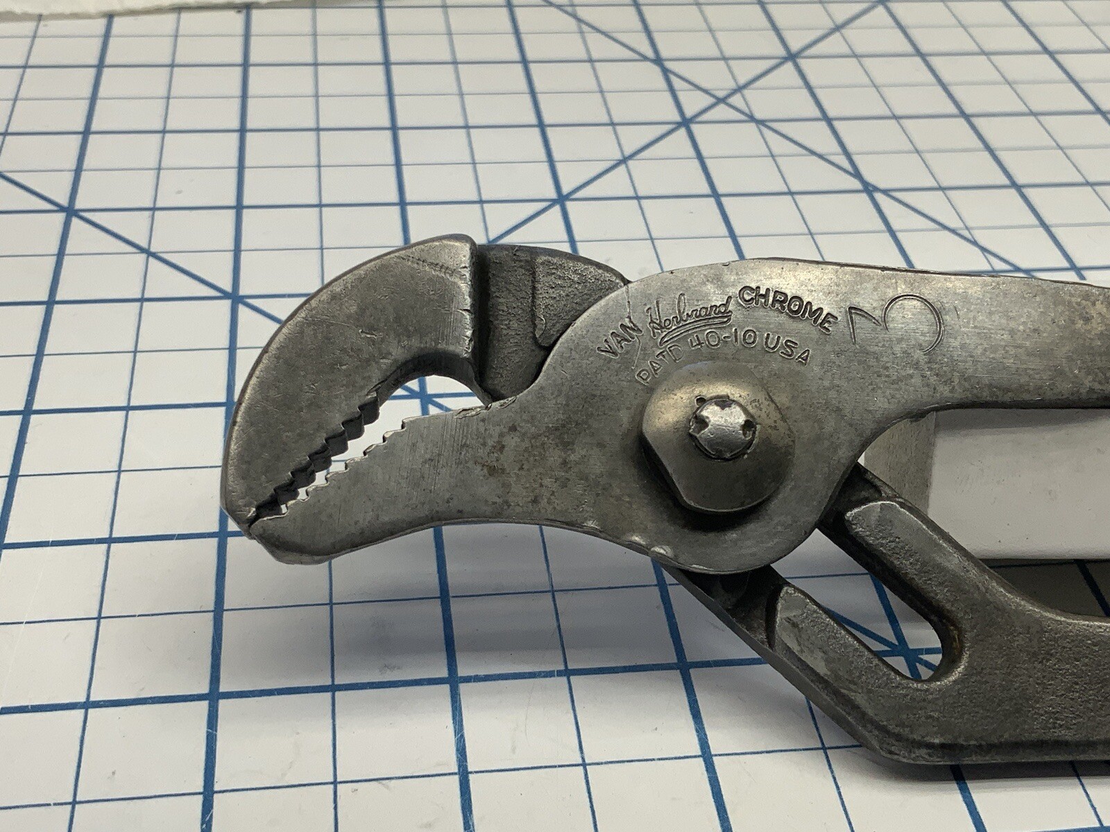 HERBRAND Van Chrome 9in. Arc Joint Adjustable Pliers, 40-10, USA