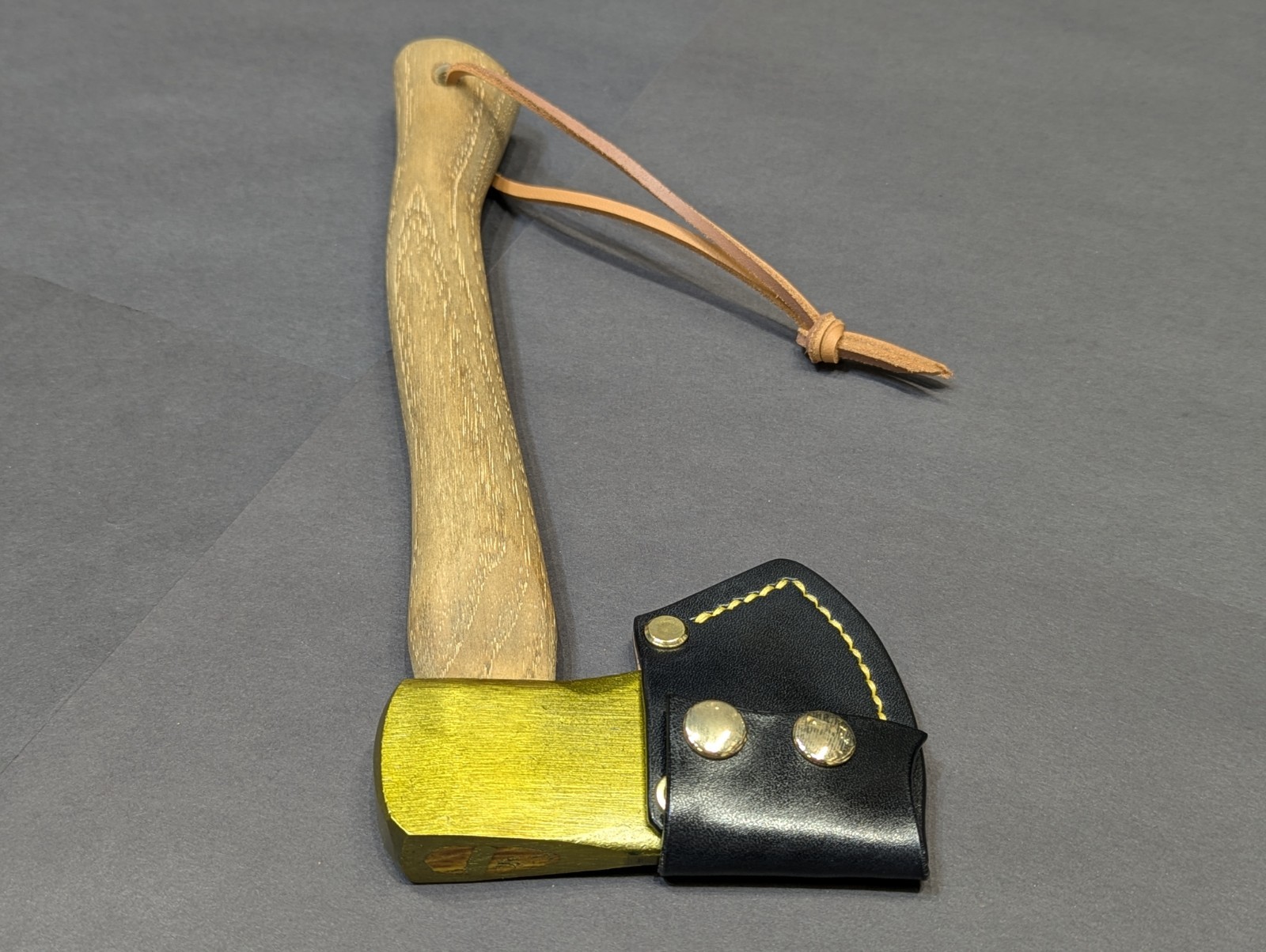 Vaughan Sportsman/Salesman/Sounding Axe Hatchet w/Cust.Handmade Leather Ax Mask