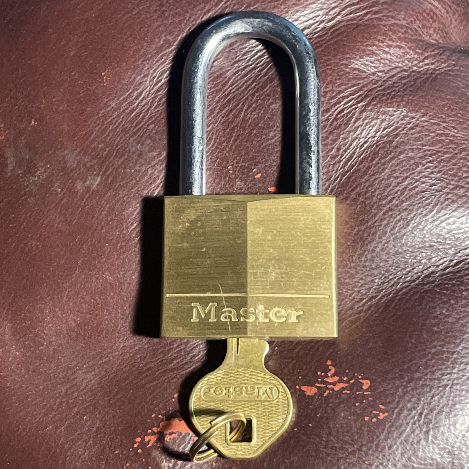 Master Lock 140 Brass Security Protection Padlock with Key