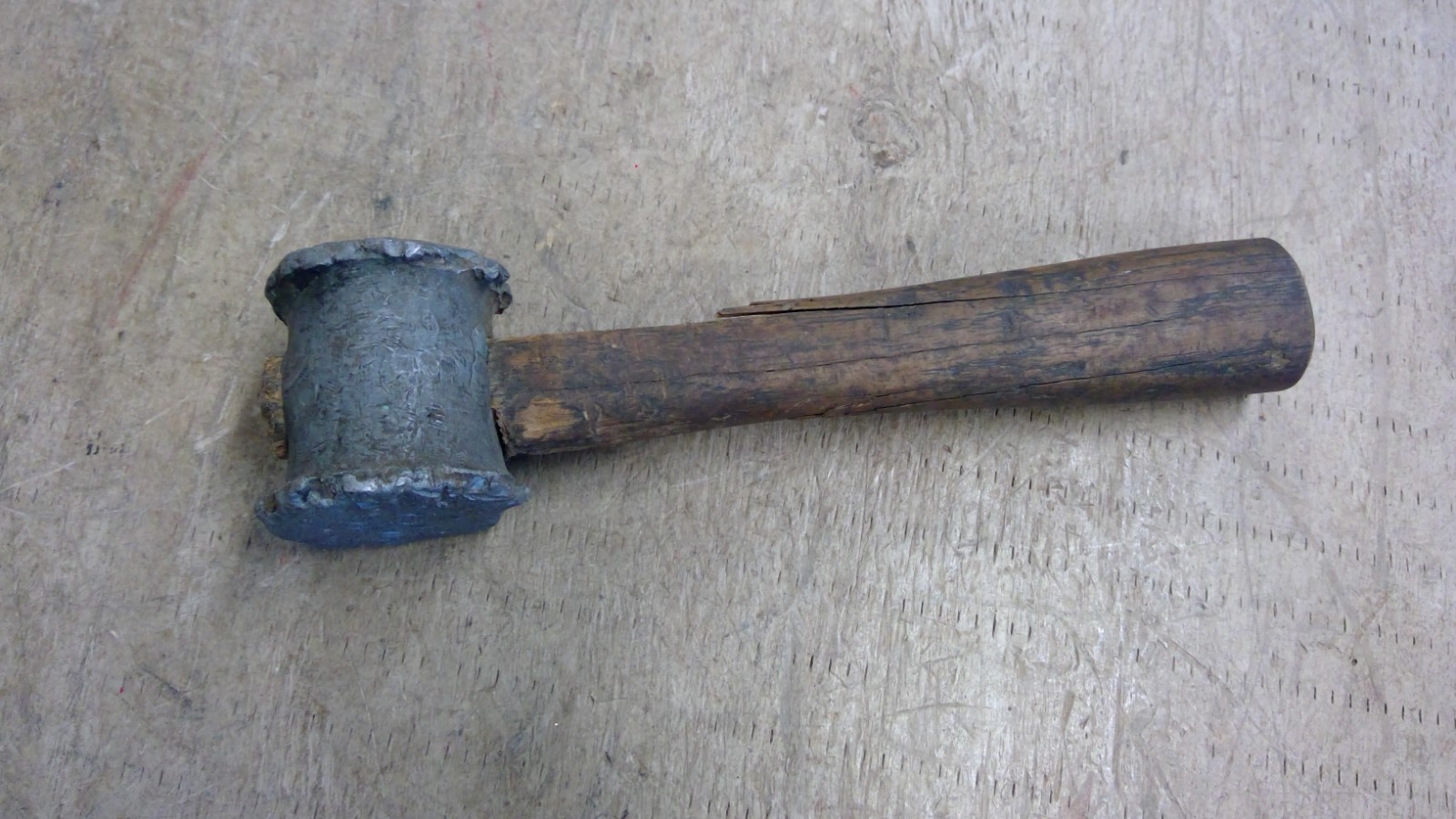Vintage Lead Head Hammer 1 pound, 7 ounces total weight.