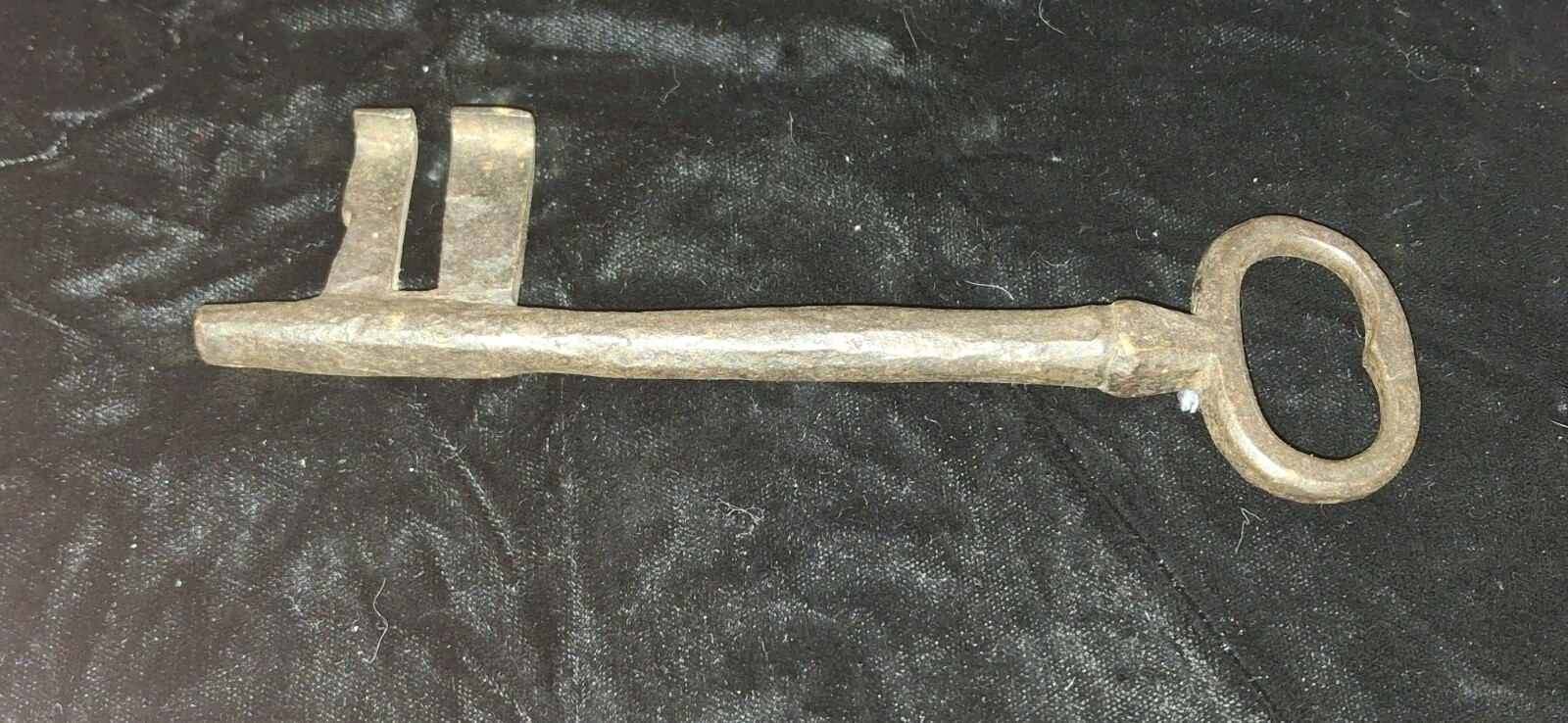 Early 1800s Jailer’s key Reported to be from Santa Fe New Mexico